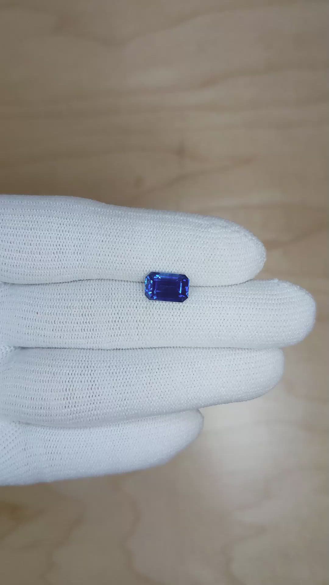 2.58 Ct. Blue Sapphire from Ceylon (Sri Lanka) Size Video