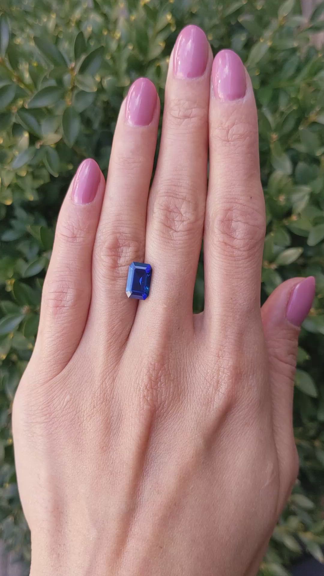 3.17 Ct. Blue Sapphire from Ceylon (Sri Lanka) Size Video