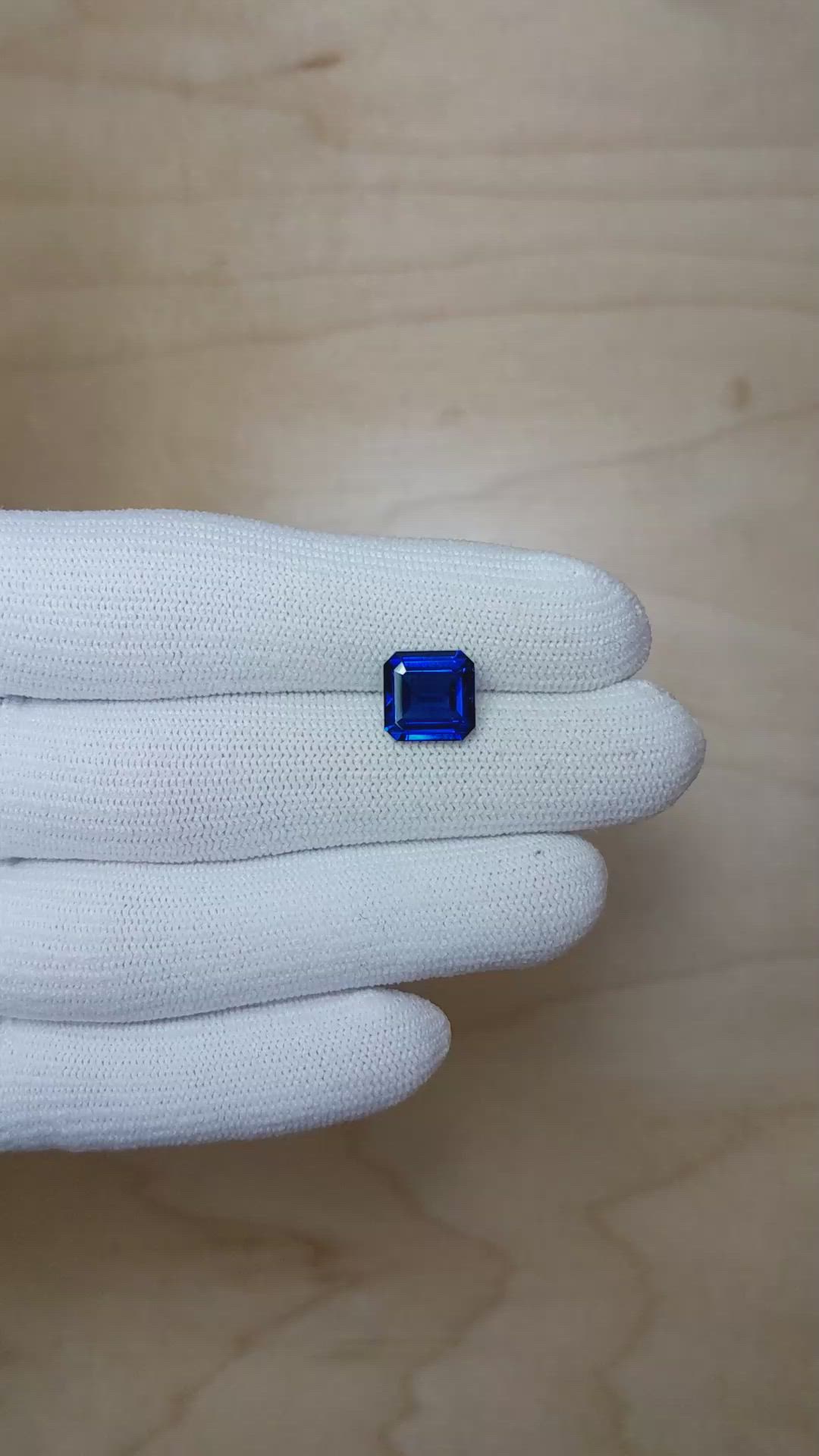 4.11 Ct. Blue Sapphire from Ceylon (Sri Lanka) Size Video