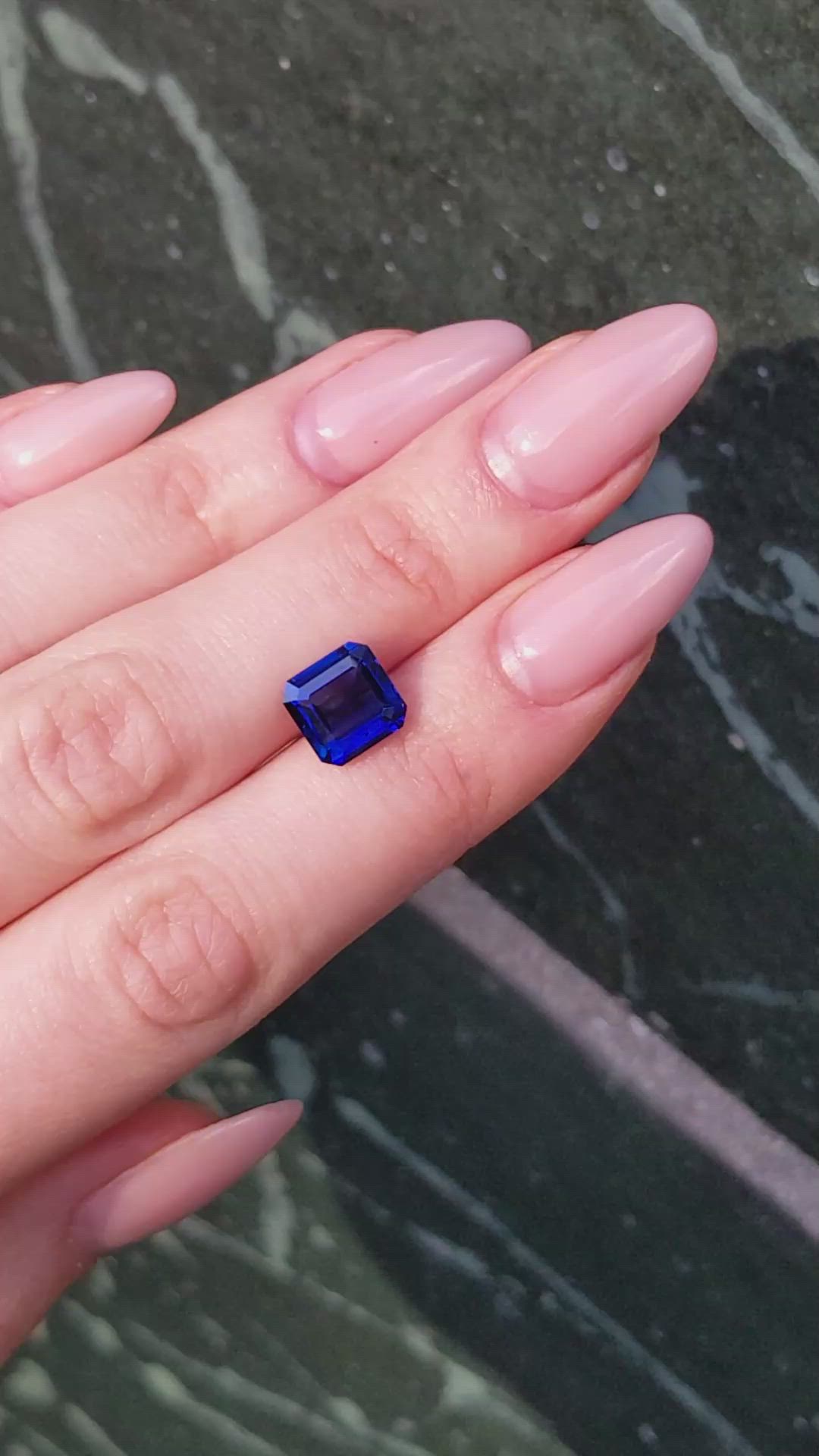 4.11 Ct. Blue Sapphire from Ceylon (Sri Lanka) Size Video