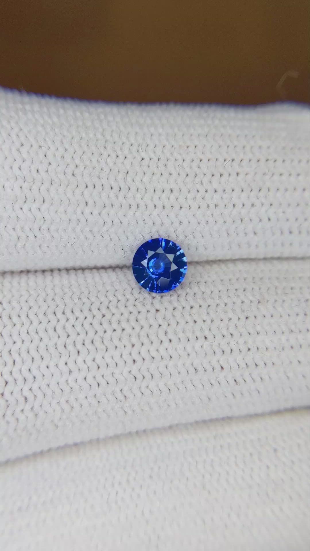0.60 Ct. Blue Sapphire from Ceylon (Sri Lanka) Size Video