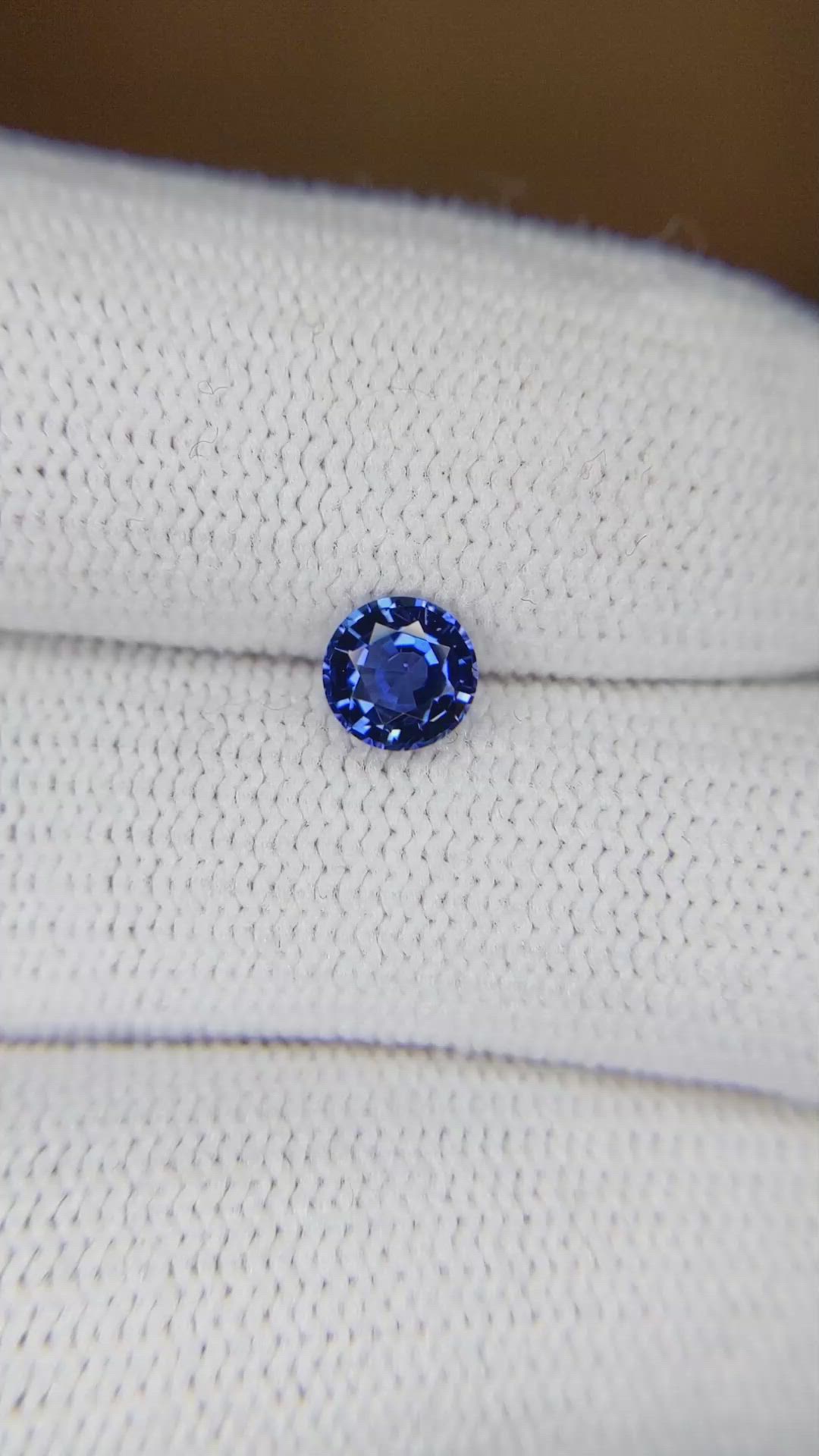 0.66 Ct. Blue Sapphire from Ceylon (Sri Lanka) Size Video