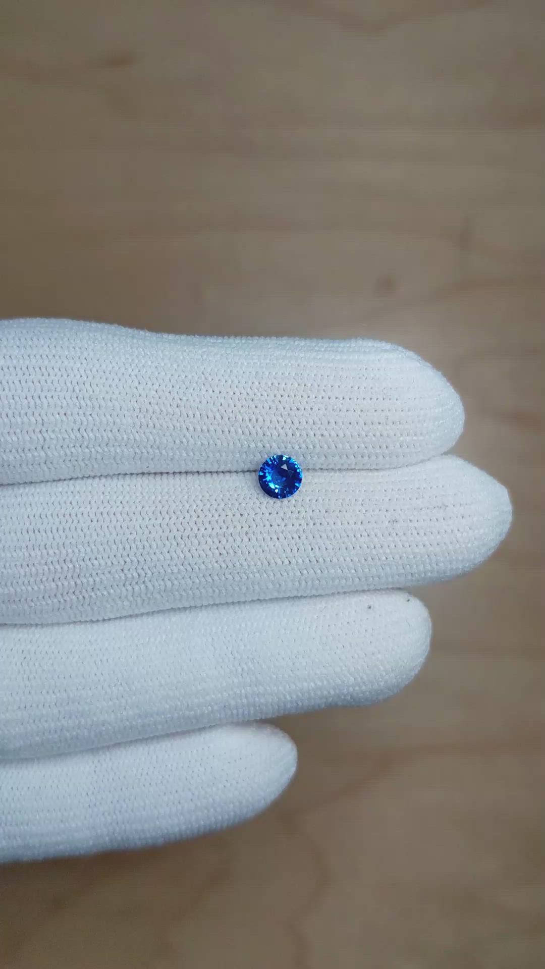 0.83 Ct. Blue Sapphire from Ceylon (Sri Lanka) Size Video