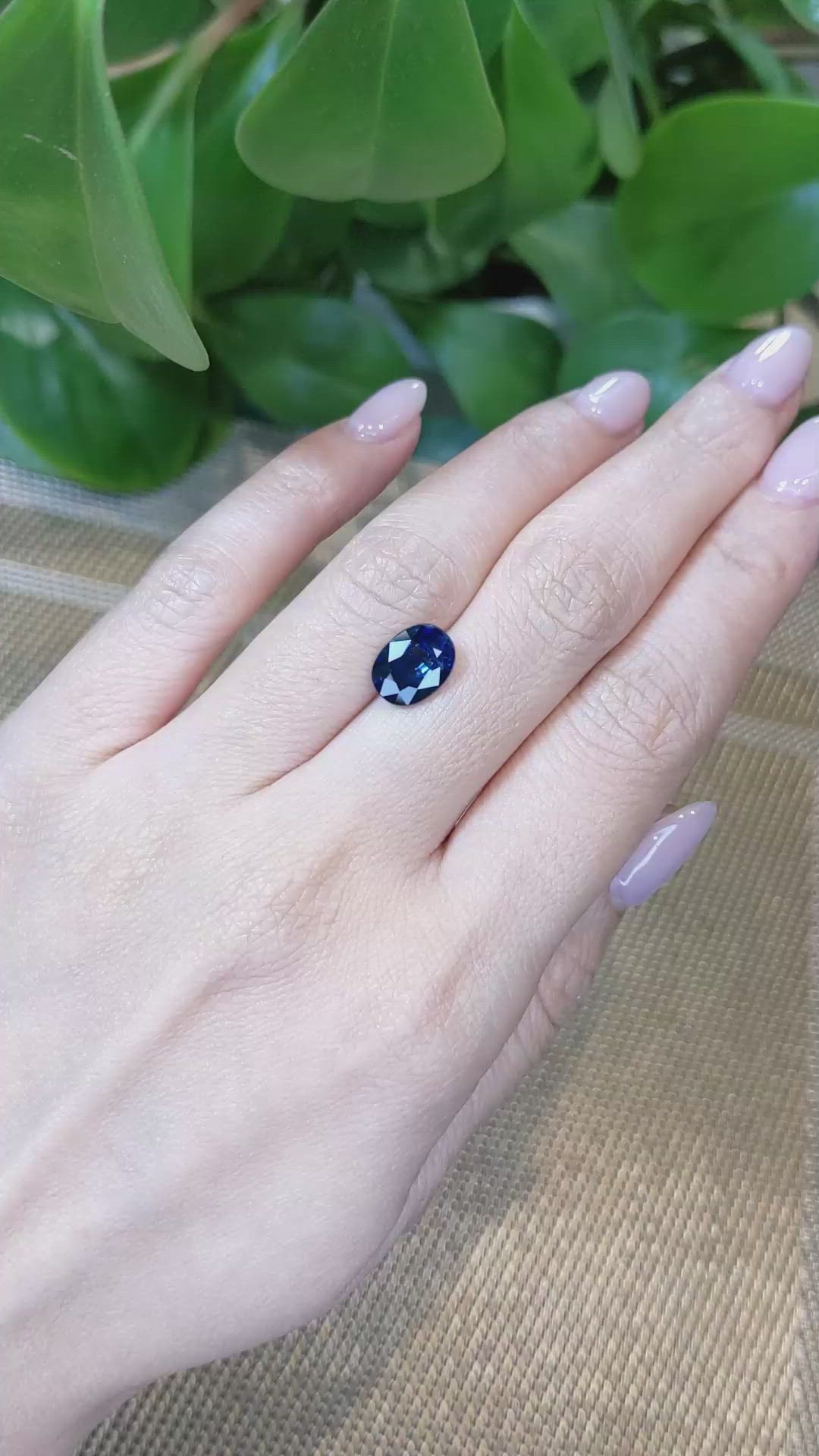 3.17 Ct. Blue Sapphire from Ceylon (Sri Lanka) Size Video