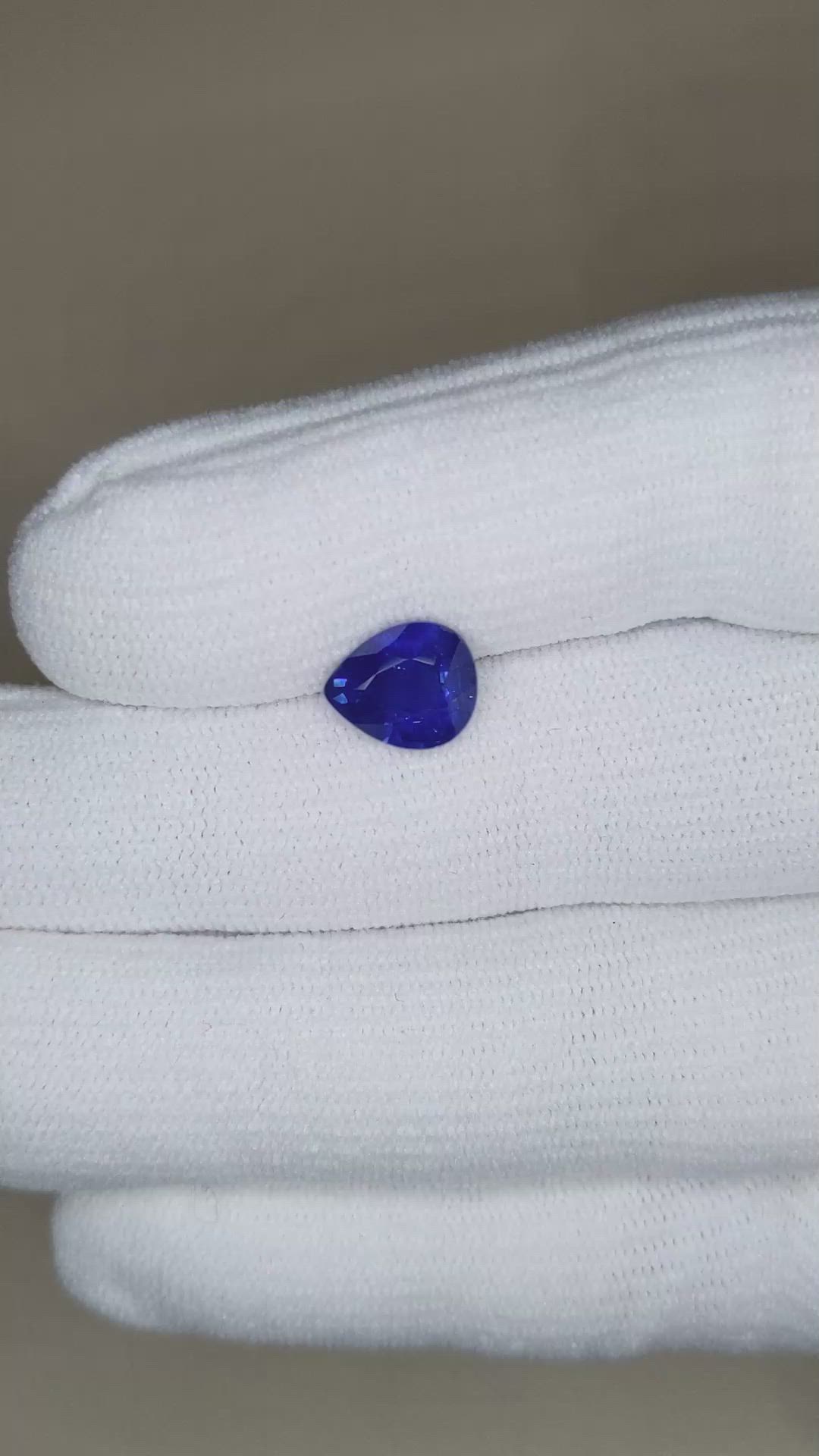 2.82 Ct. Blue Sapphire from Ceylon (Sri Lanka) Size Video