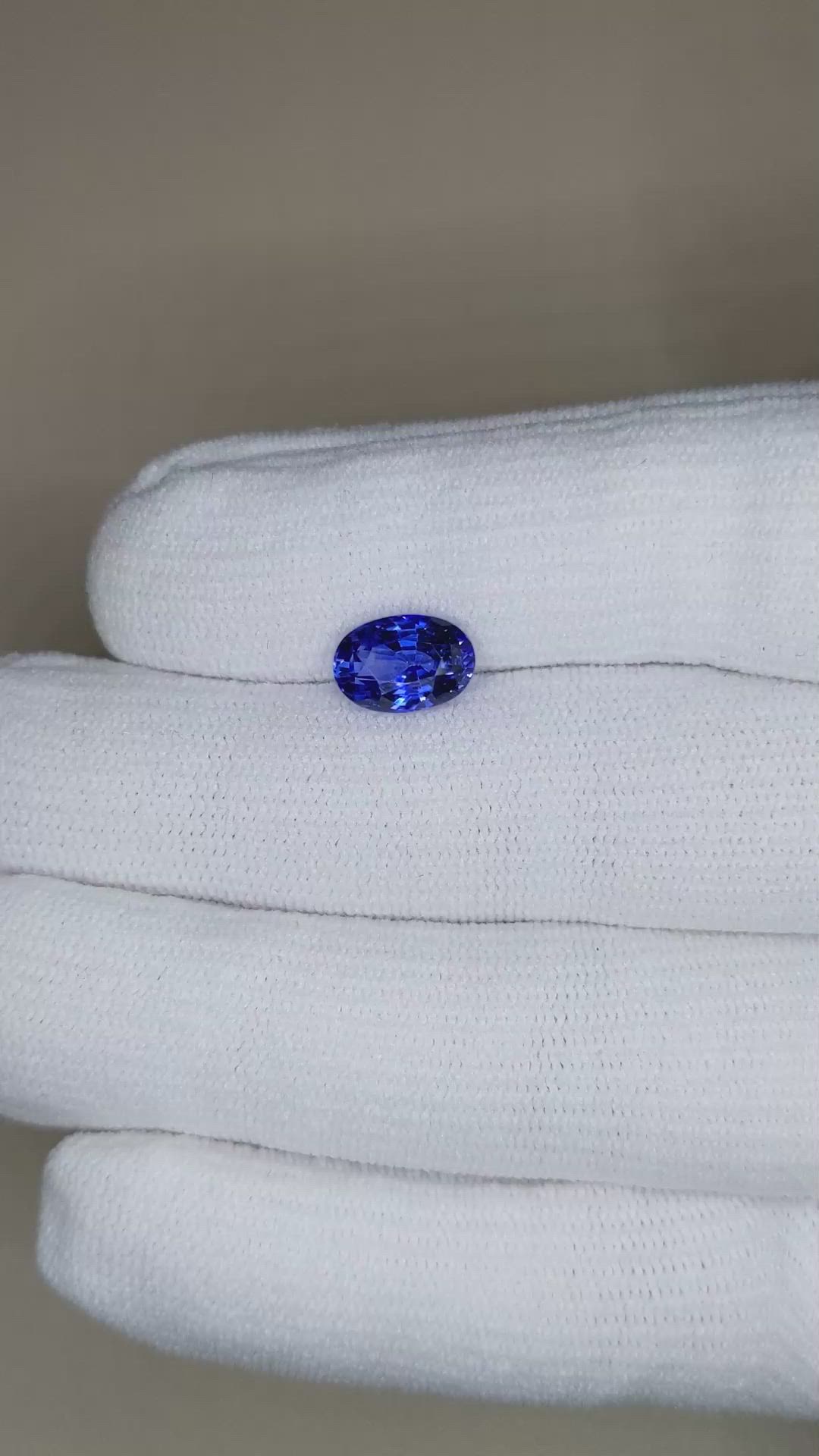 3.11 Ct. Blue Sapphire from Ceylon (Sri Lanka) Size Video