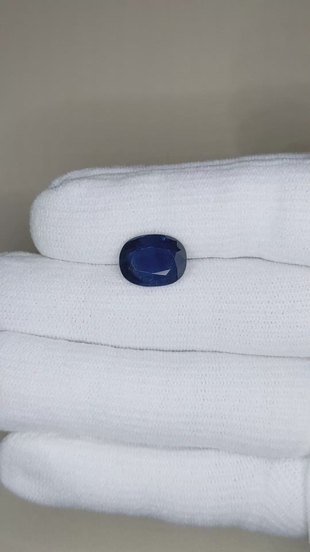 6.65 Ct. Blue Sapphire from Thailand Size Video