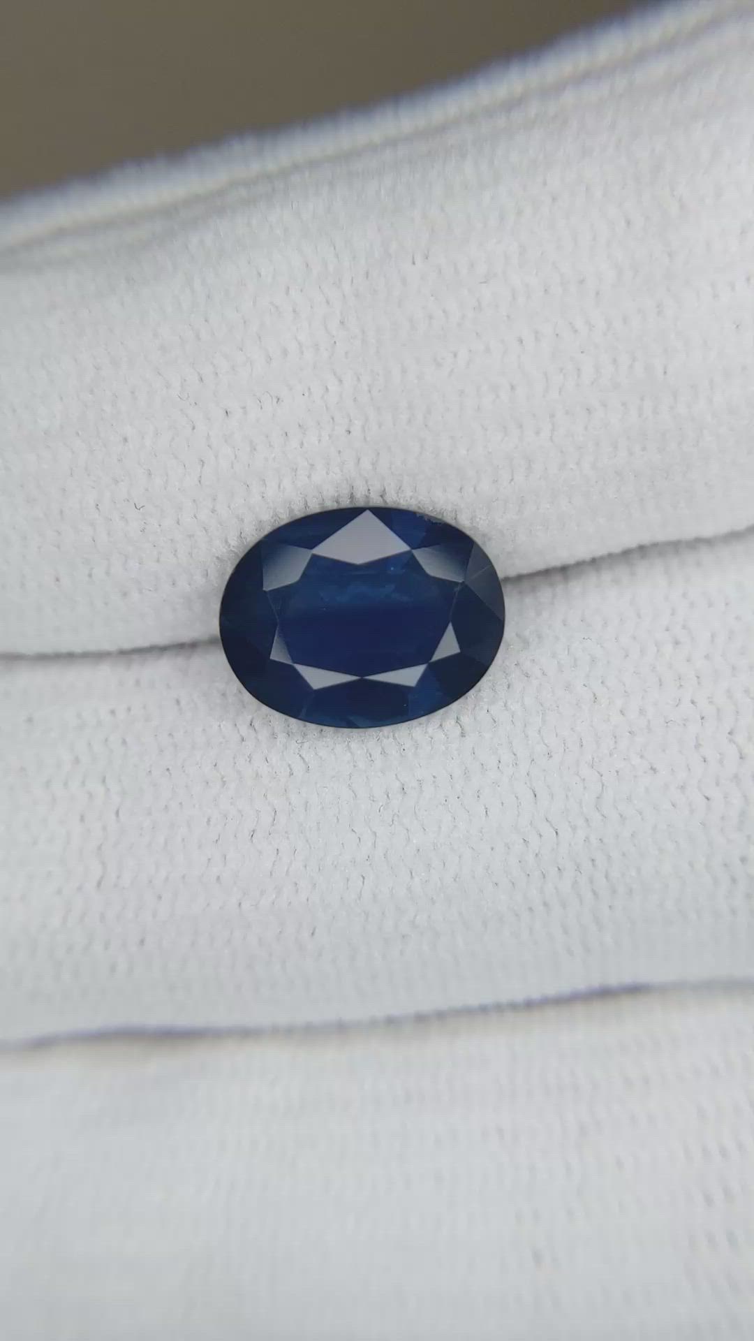 3.64 Ct. Blue Sapphire from Thailand Size Video