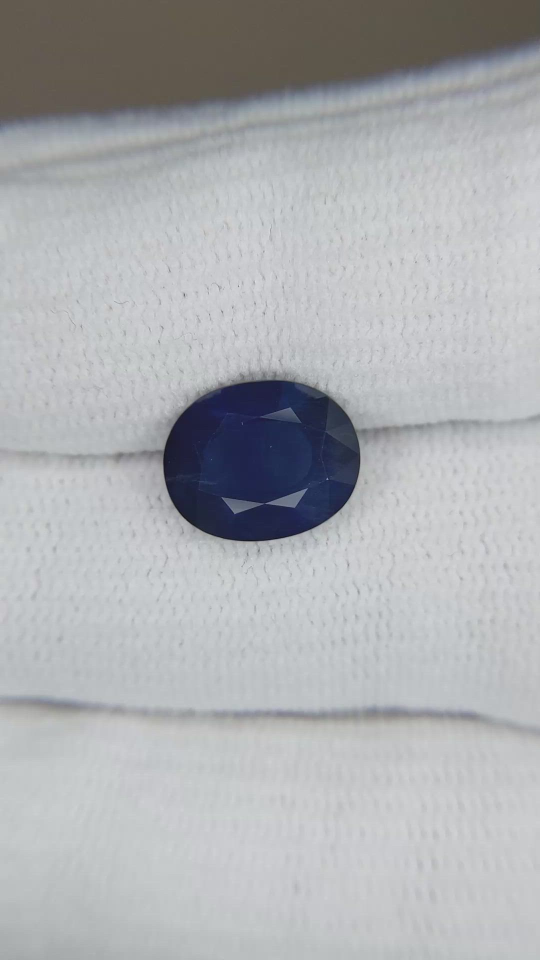 3.68 Ct. Blue Sapphire from Thailand Size Video