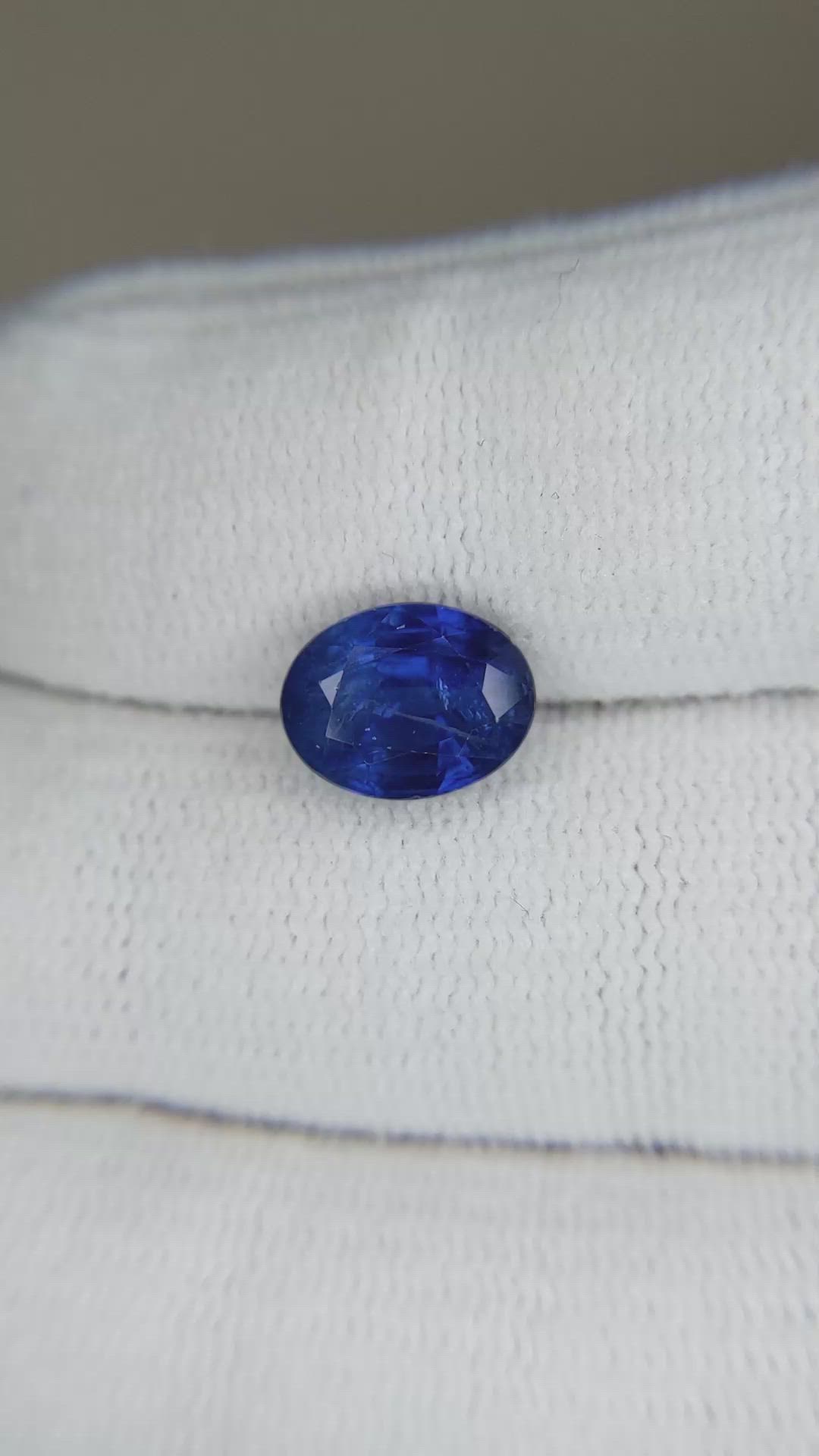 3.37 Ct. Blue Sapphire from Thailand Size Video