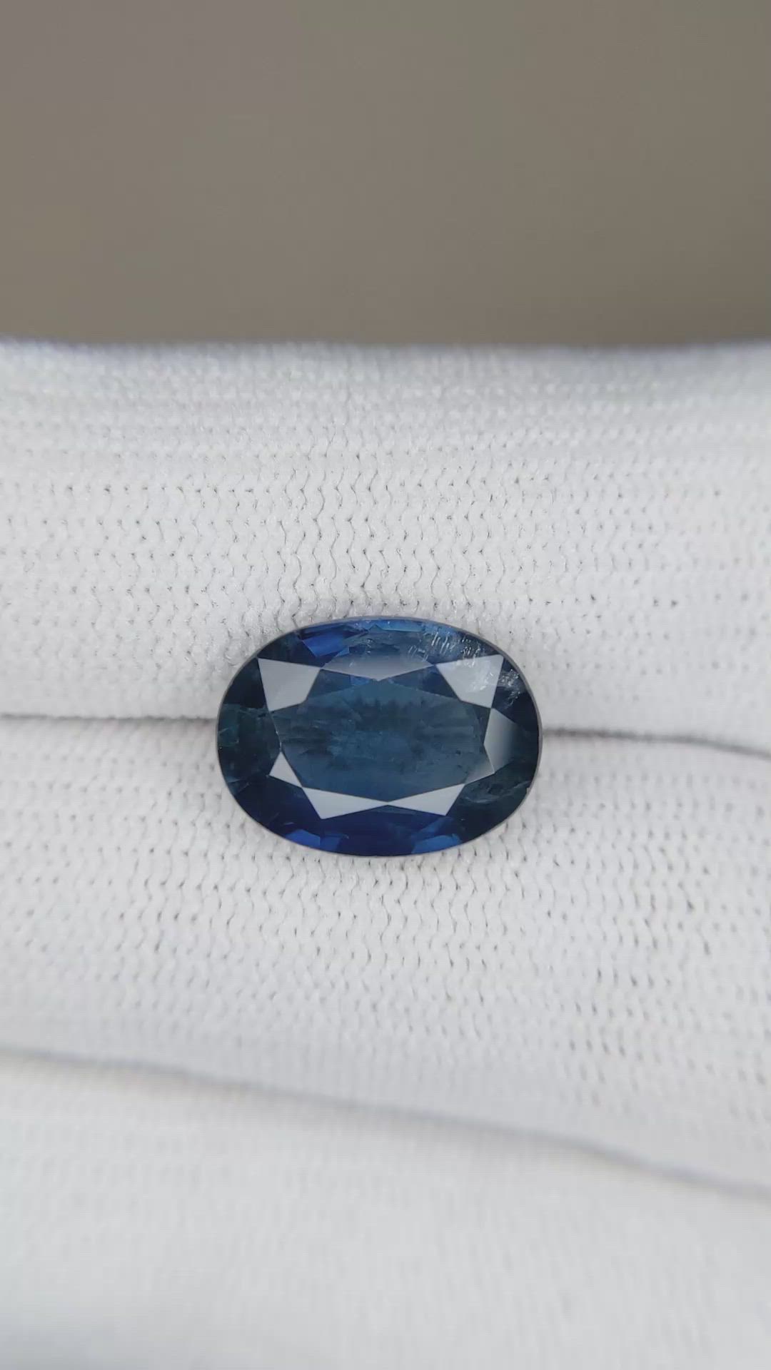 5.07 Ct. Blue Sapphire from Thailand Size Video