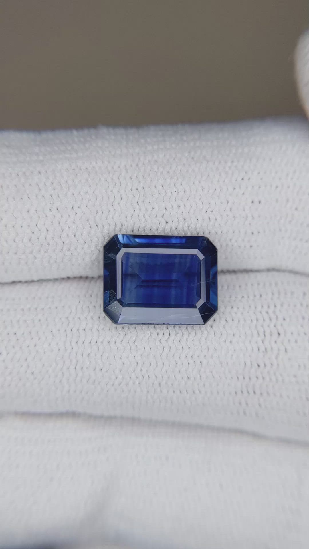 3.86 Ct. Blue Sapphire from Thailand Size Video