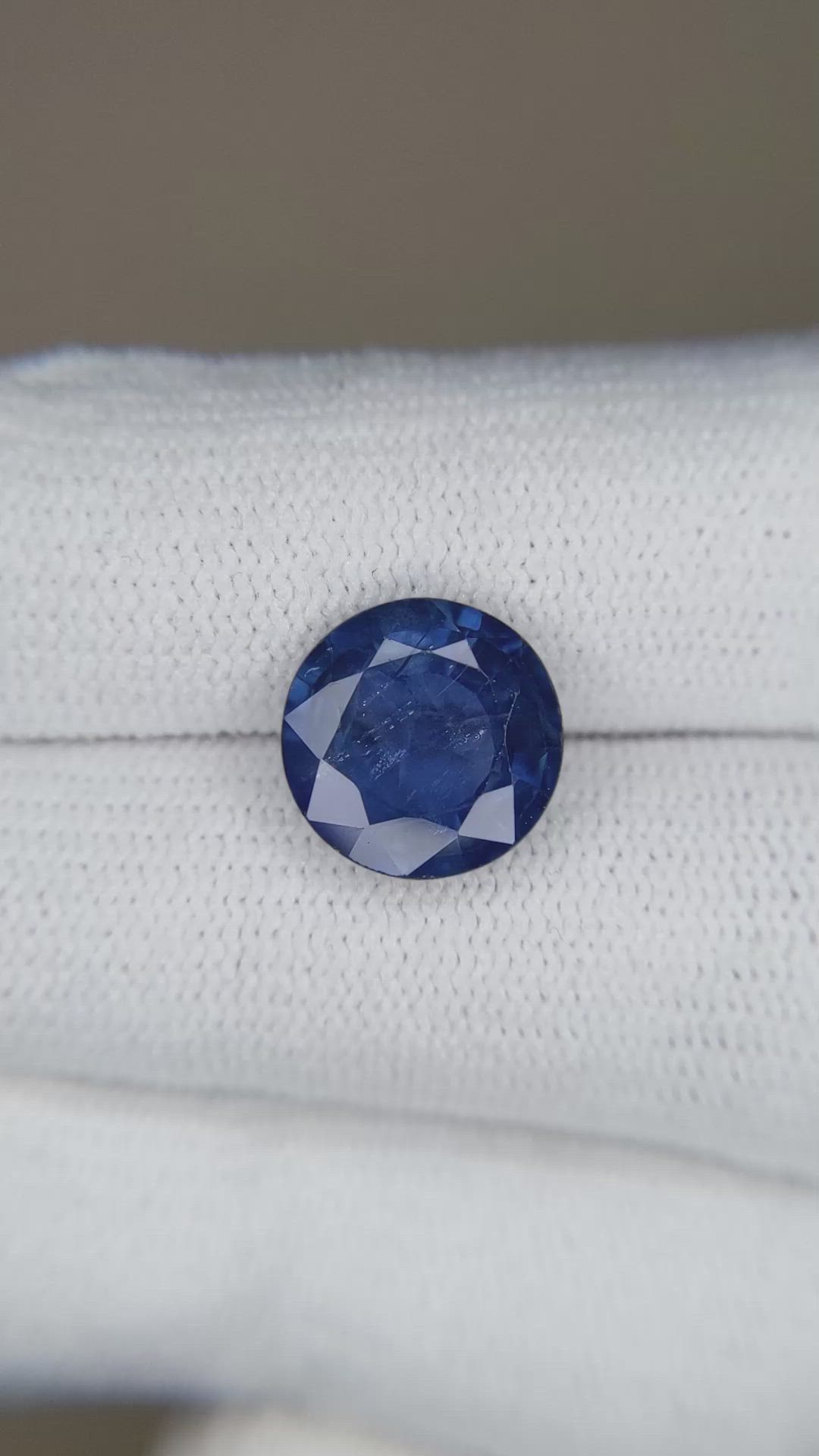 4.34 Ct. Blue Sapphire from Thailand Size Video