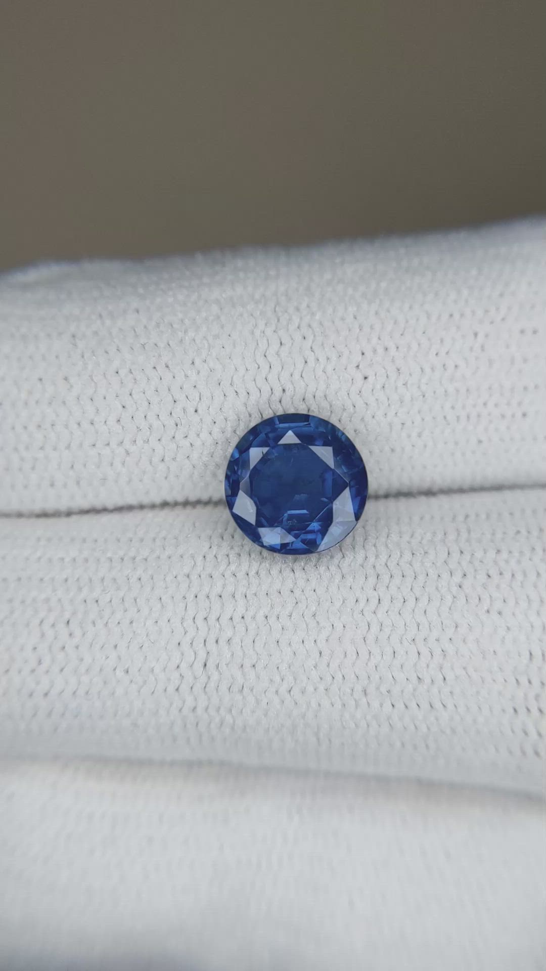 2.24 Ct. Blue Sapphire from Thailand Size Video
