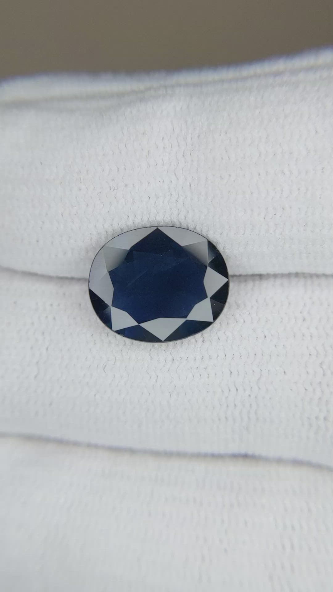 4.64 Ct. Blue Sapphire from Madagascar Size Video