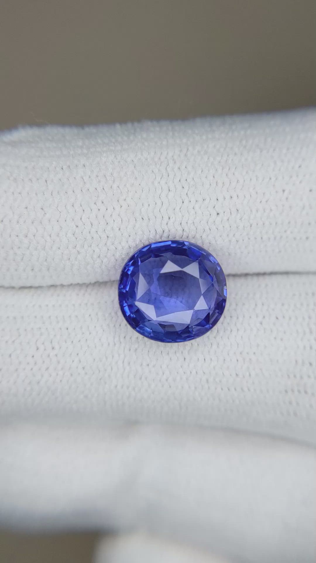 4.44 Ct. Blue Sapphire from Madagascar Size Video