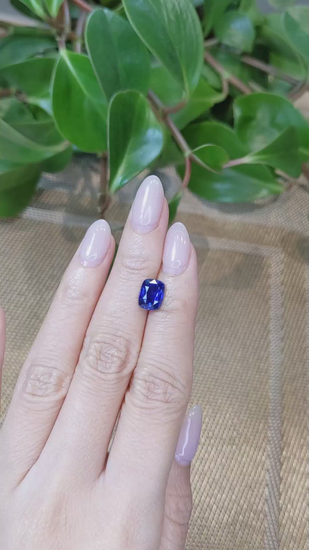 3.01 Ct. Blue Sapphire from Ceylon (Sri Lanka) Size Video
