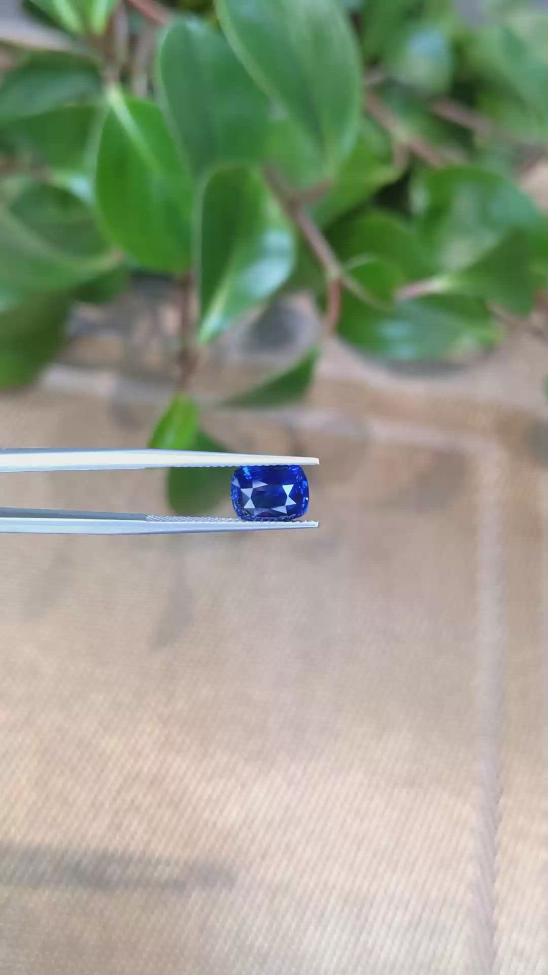 3.01 Ct. Blue Sapphire from Ceylon (Sri Lanka) Size Video