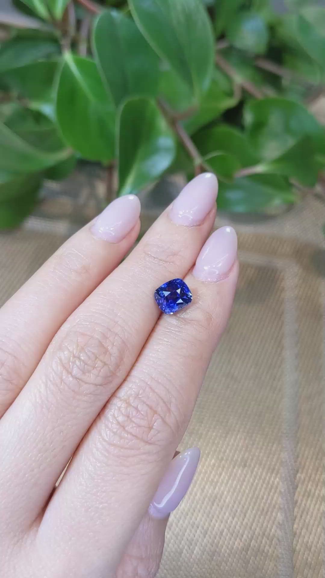 3.16 Ct. Blue Sapphire from Ceylon (Sri Lanka) Size Video