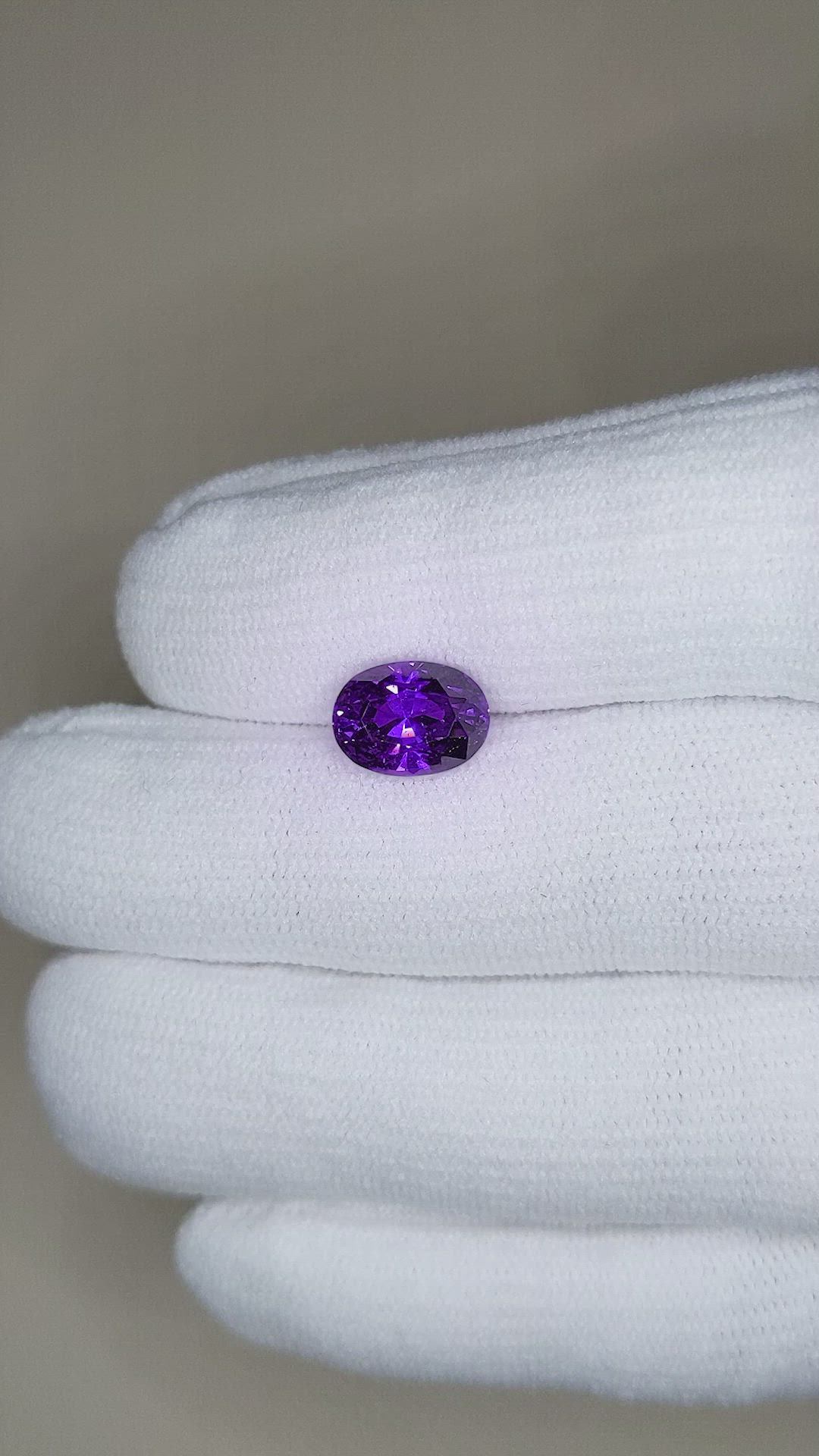 3.55 Ct. Purple Sapphire from Ceylon (Sri Lanka) Size Video