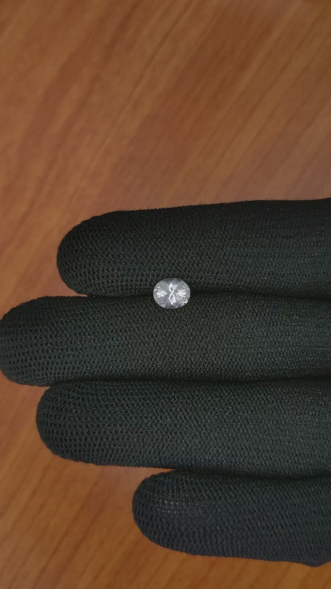 1.14 Ct. White Sapphire from Ceylon (Sri Lanka) Size Video