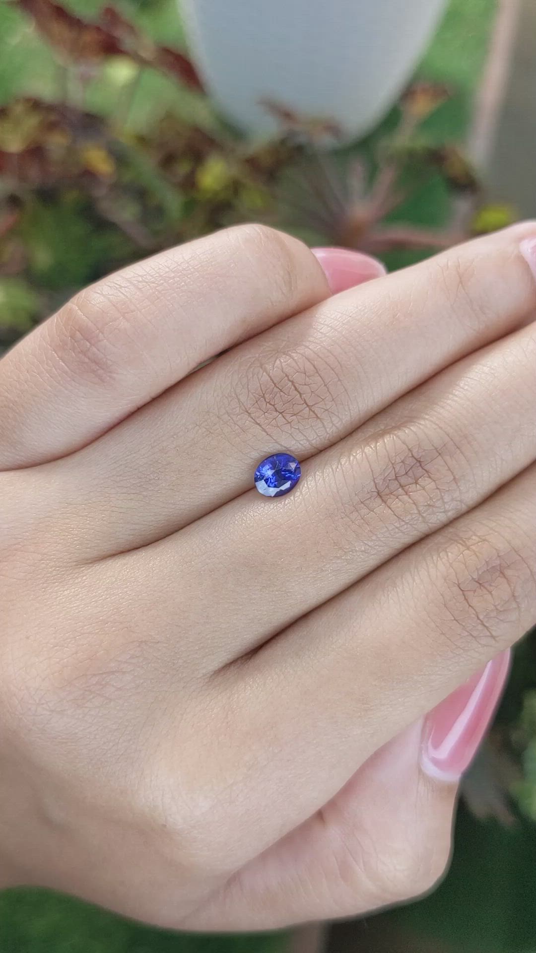 0.86 Ct. Blue Sapphire from Ceylon (Sri Lanka) Size Video