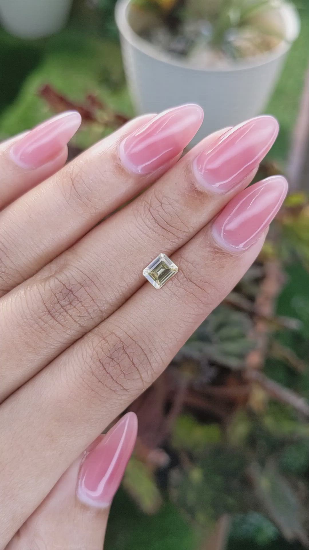 0.82 Ct. Yellow Sapphire from Ceylon (Sri Lanka) Size Video