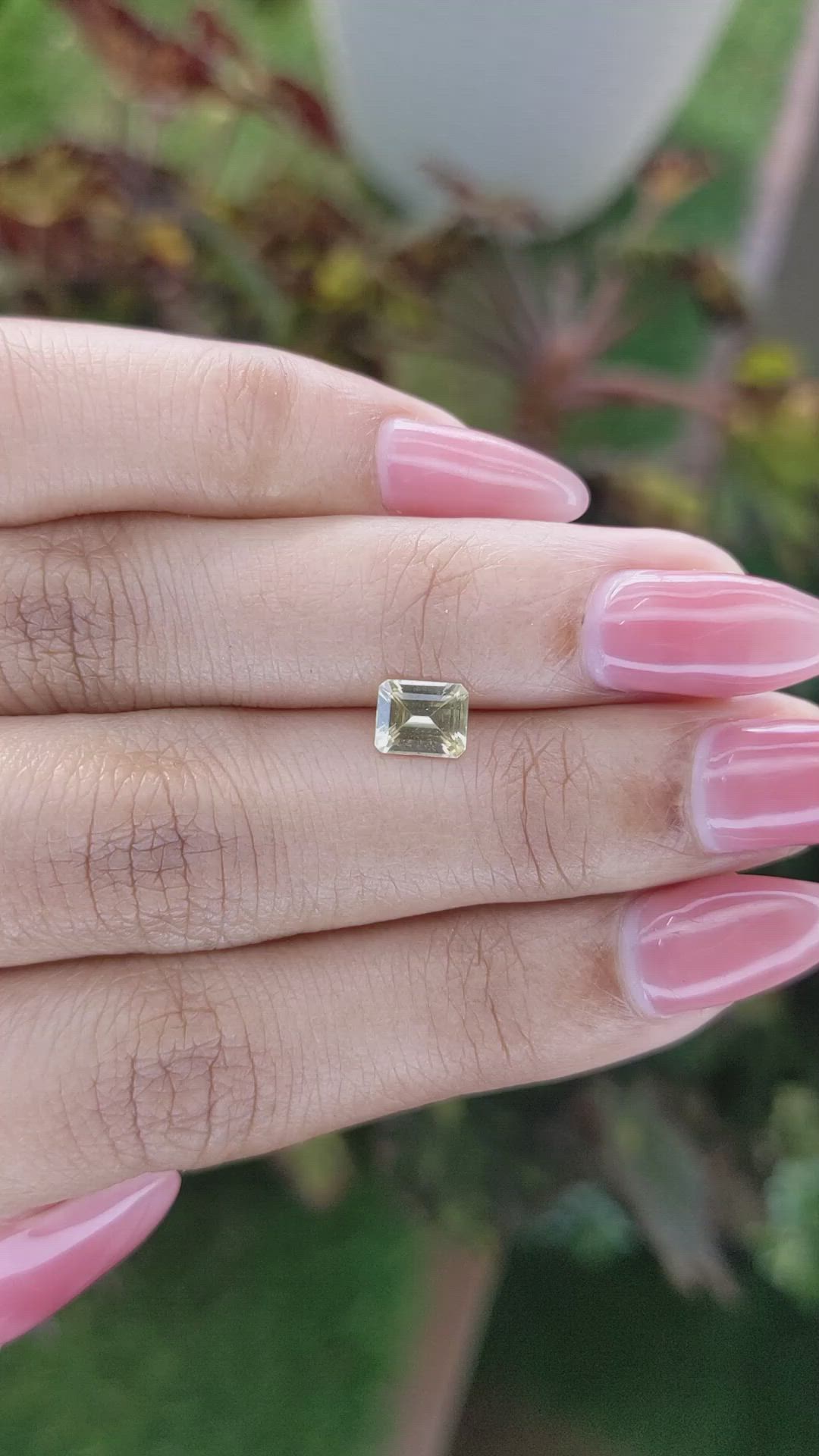 0.82 Ct. Yellow Sapphire from Ceylon (Sri Lanka) Size Video