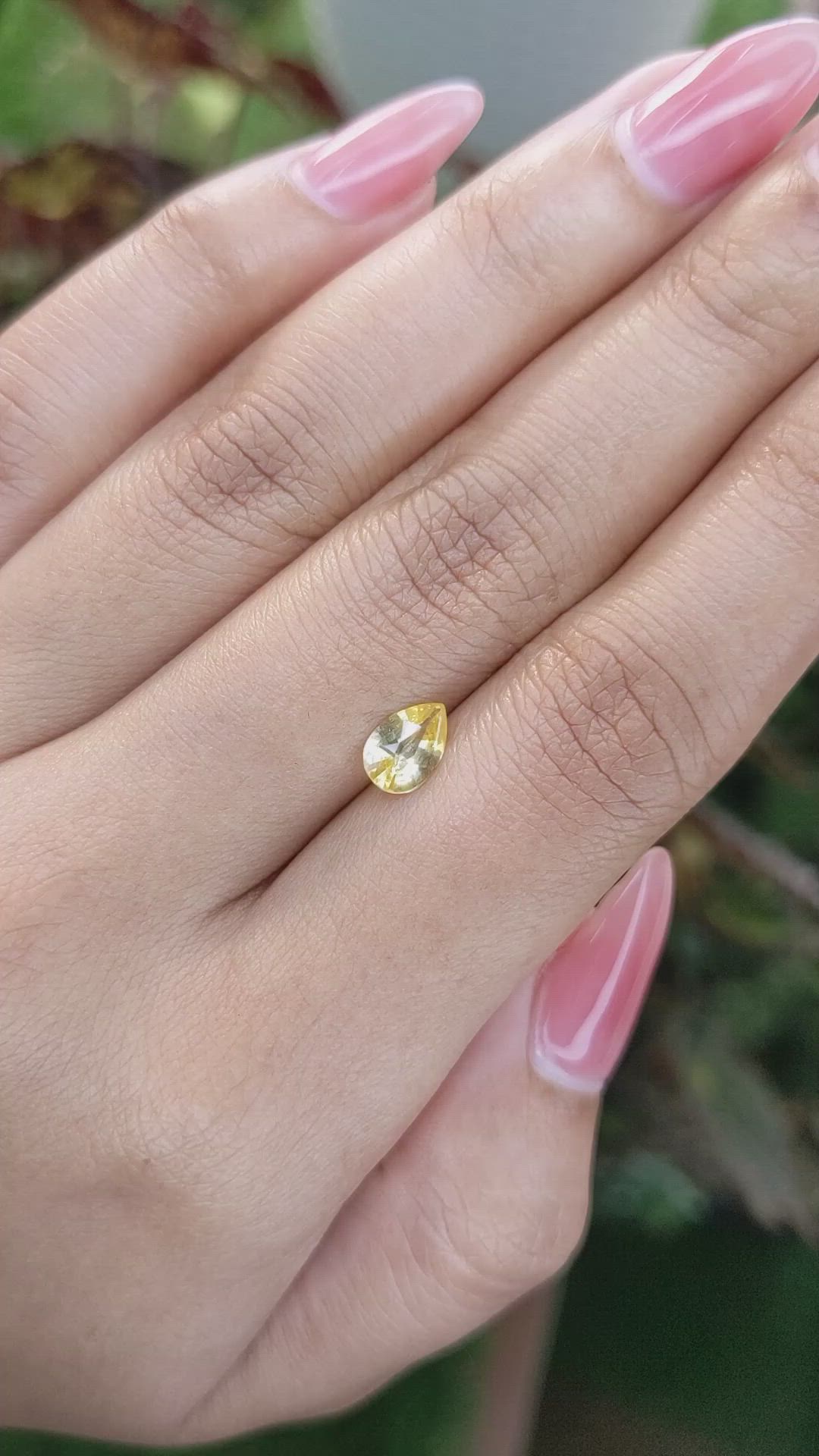 0.87 Ct. Yellow Sapphire from Ceylon (Sri Lanka) Size Video