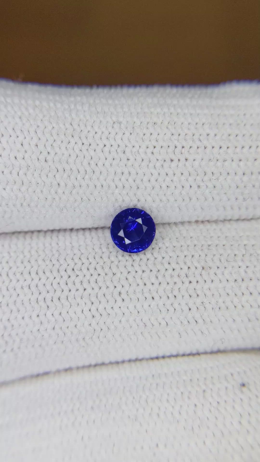 0.64 Ct. Blue Sapphire from Ceylon (Sri Lanka) Size Video