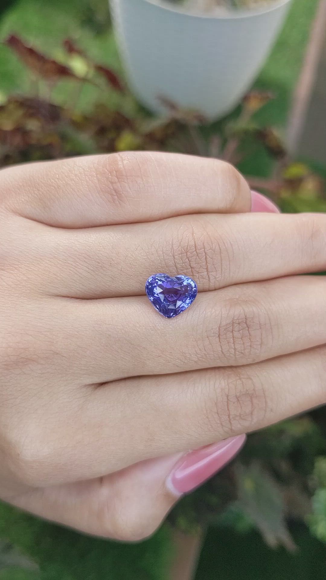 4.04 Ct. Purple Sapphire from Ceylon (Sri Lanka) Size Video