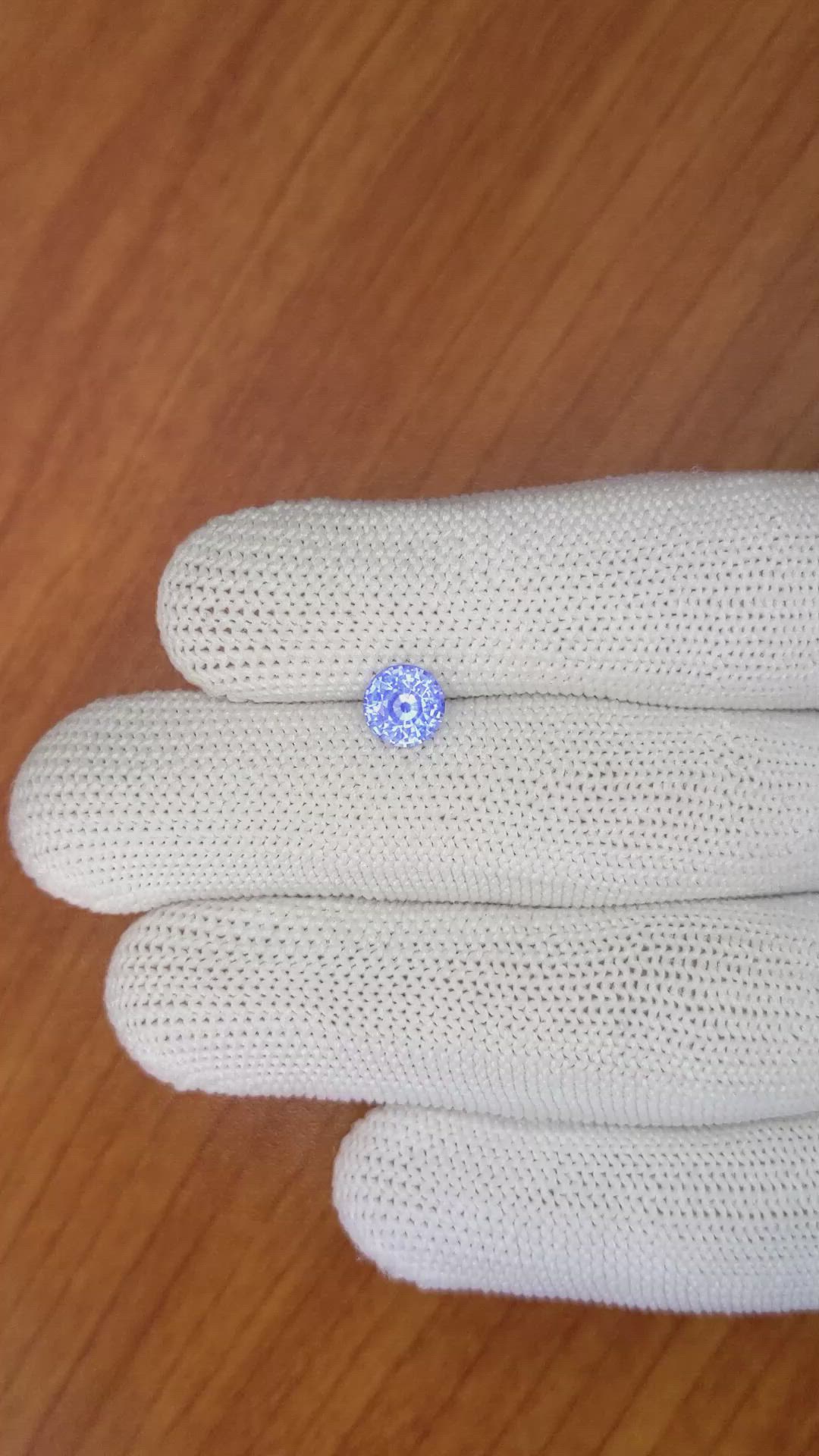 1.34 Ct. Blue Sapphire from Ceylon (Sri Lanka) Size Video