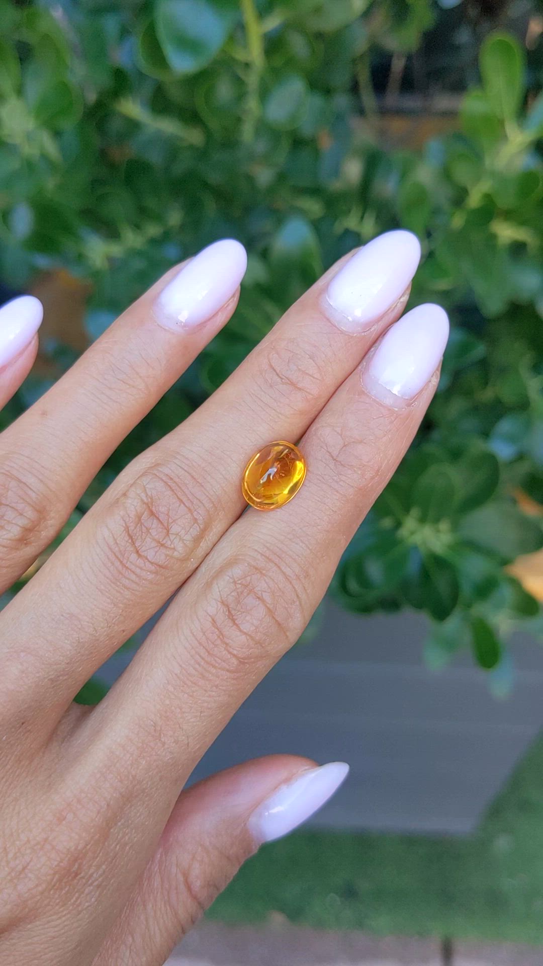 4.17 Ct. Yellowish Orange Cabochon Sapphire from Ceylon (Sri Lanka) Size Video