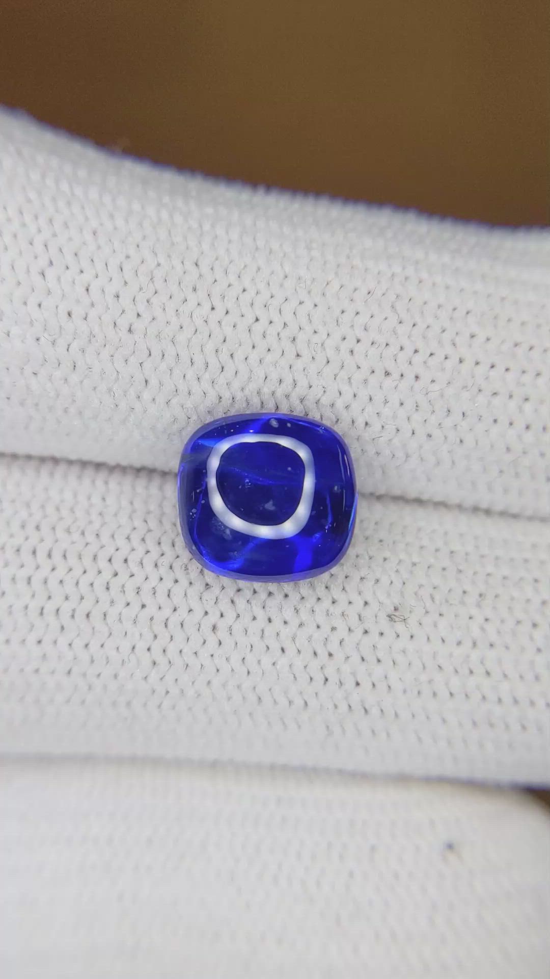 4.48 Ct. Blue Cabochon Sapphire from Ceylon (Sri Lanka) Size Video