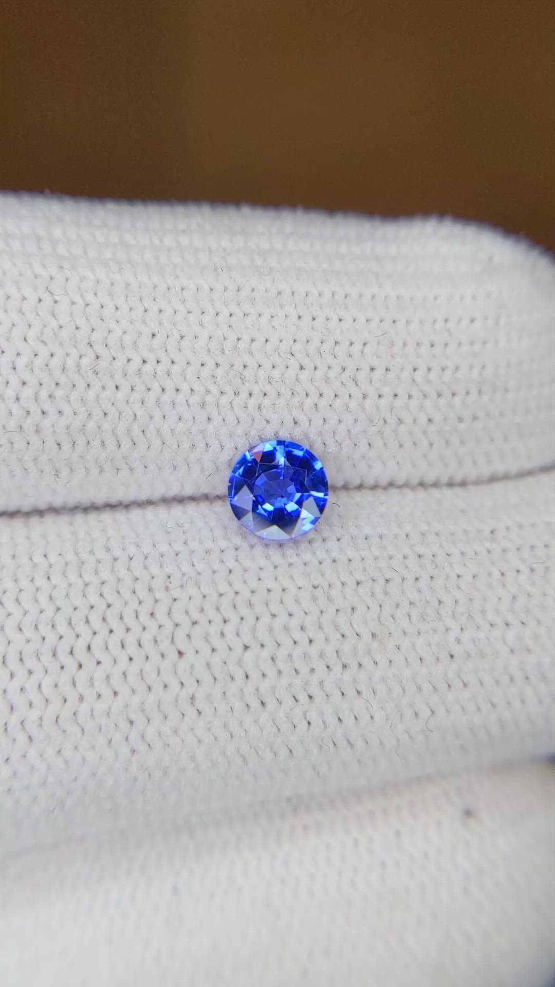 0.55 Ct. Blue Sapphire from Ceylon (Sri Lanka) Size Video