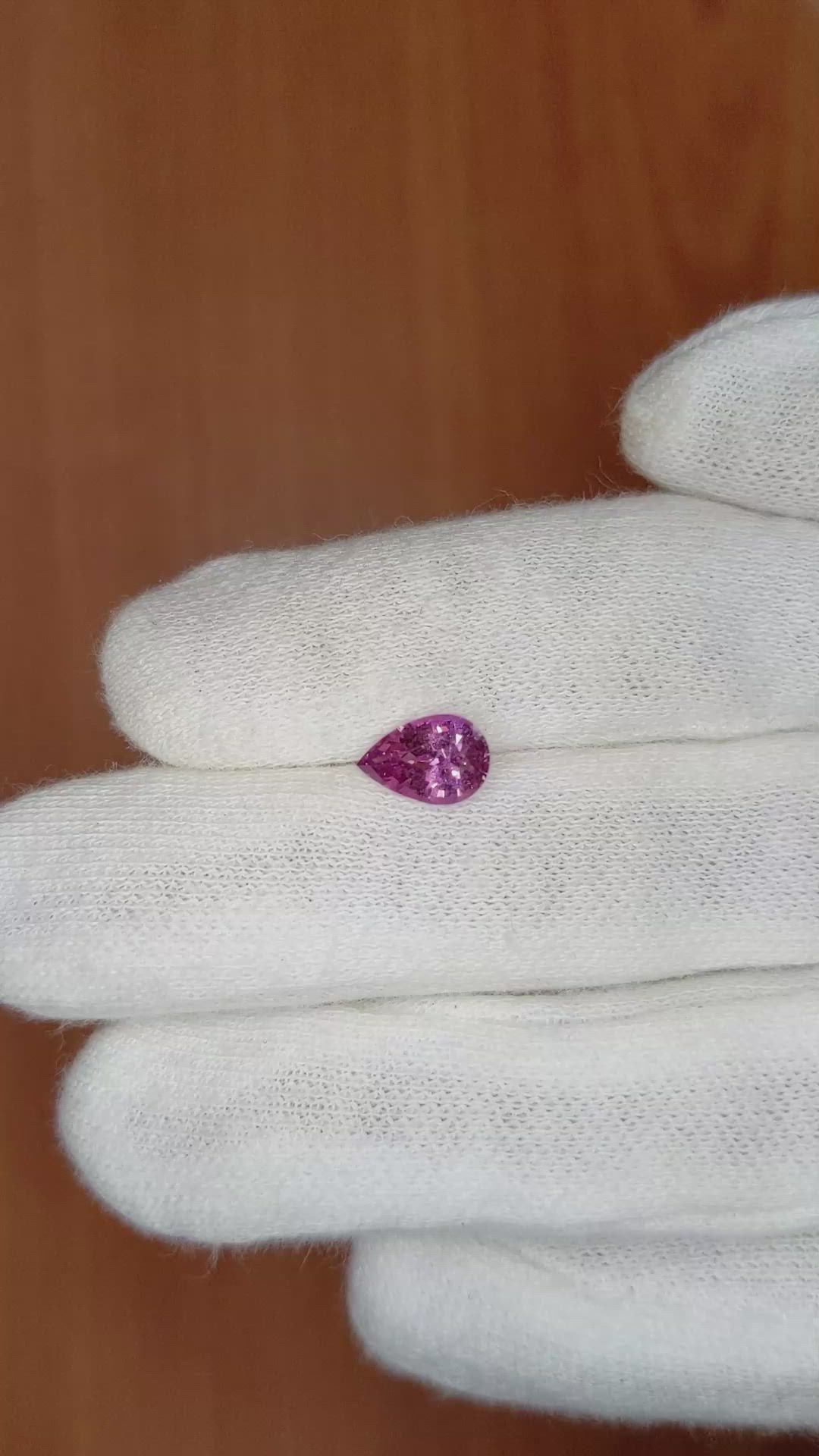 1.29 Ct. Purplish Pink Sapphire from Ceylon (Sri Lanka) Size Video