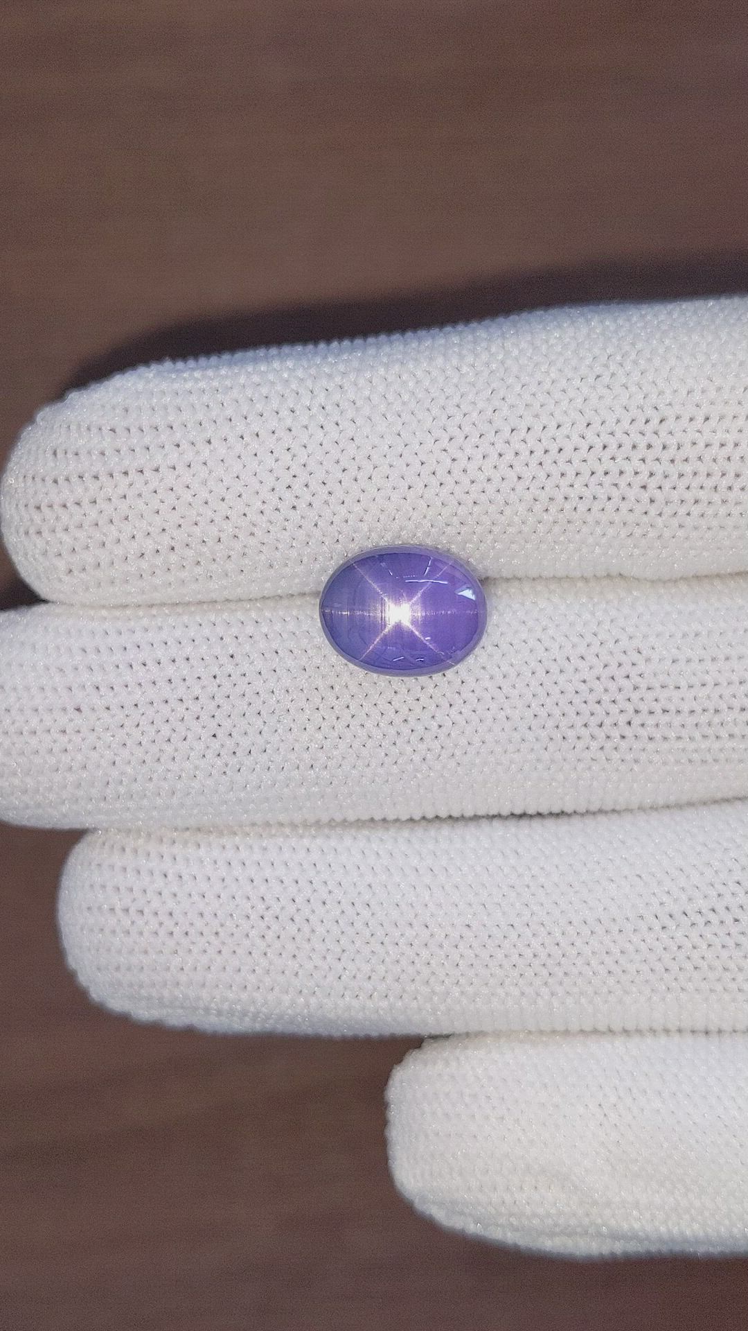 8.58 Ct. Violet Star Sapphire from Ceylon (Sri Lanka) Size Video