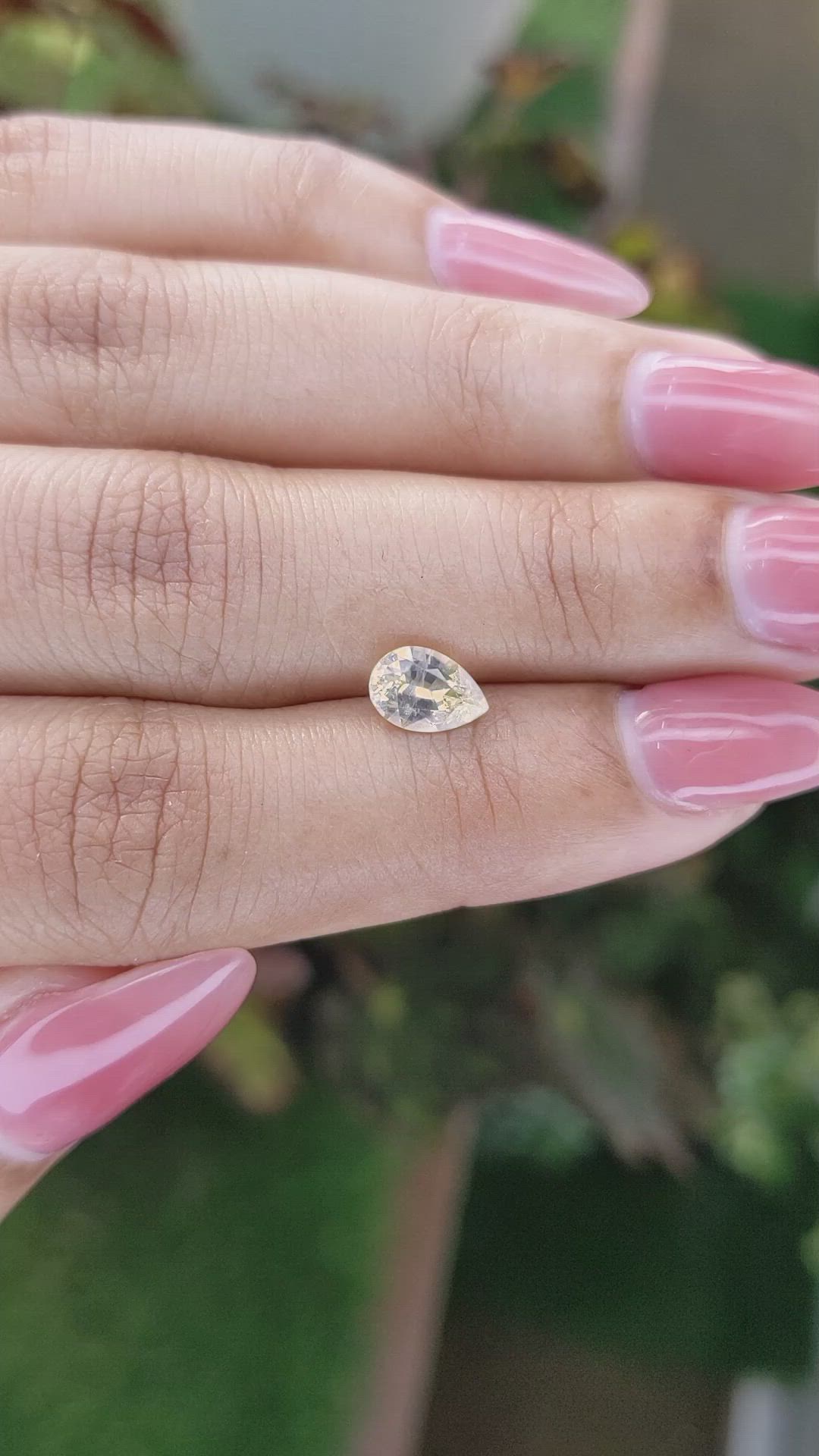 1.07 Ct. Yellow Sapphire from Ceylon (Sri Lanka) Size Video