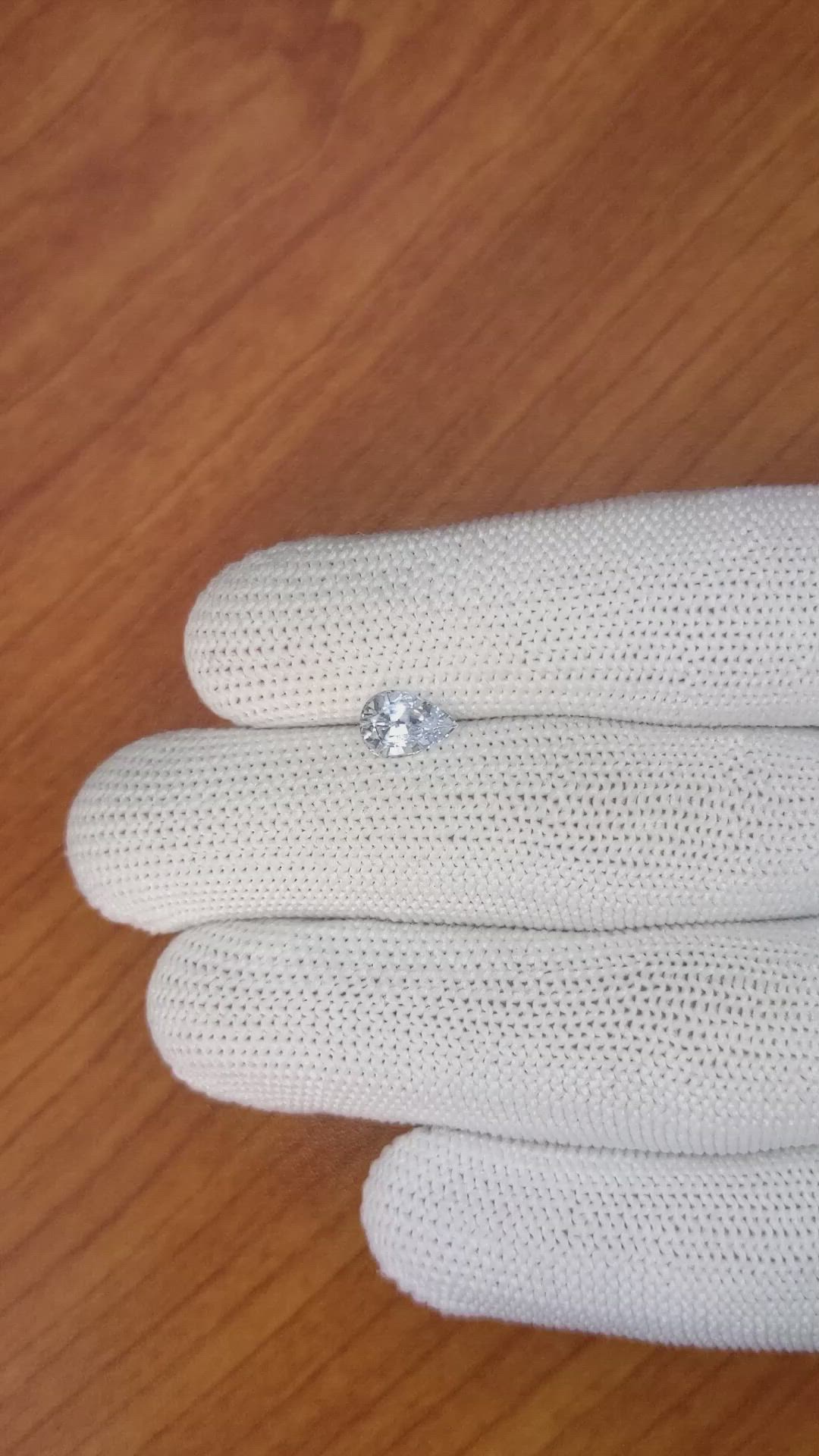 1.17 Ct. Blue Sapphire from Ceylon (Sri Lanka) Size Video