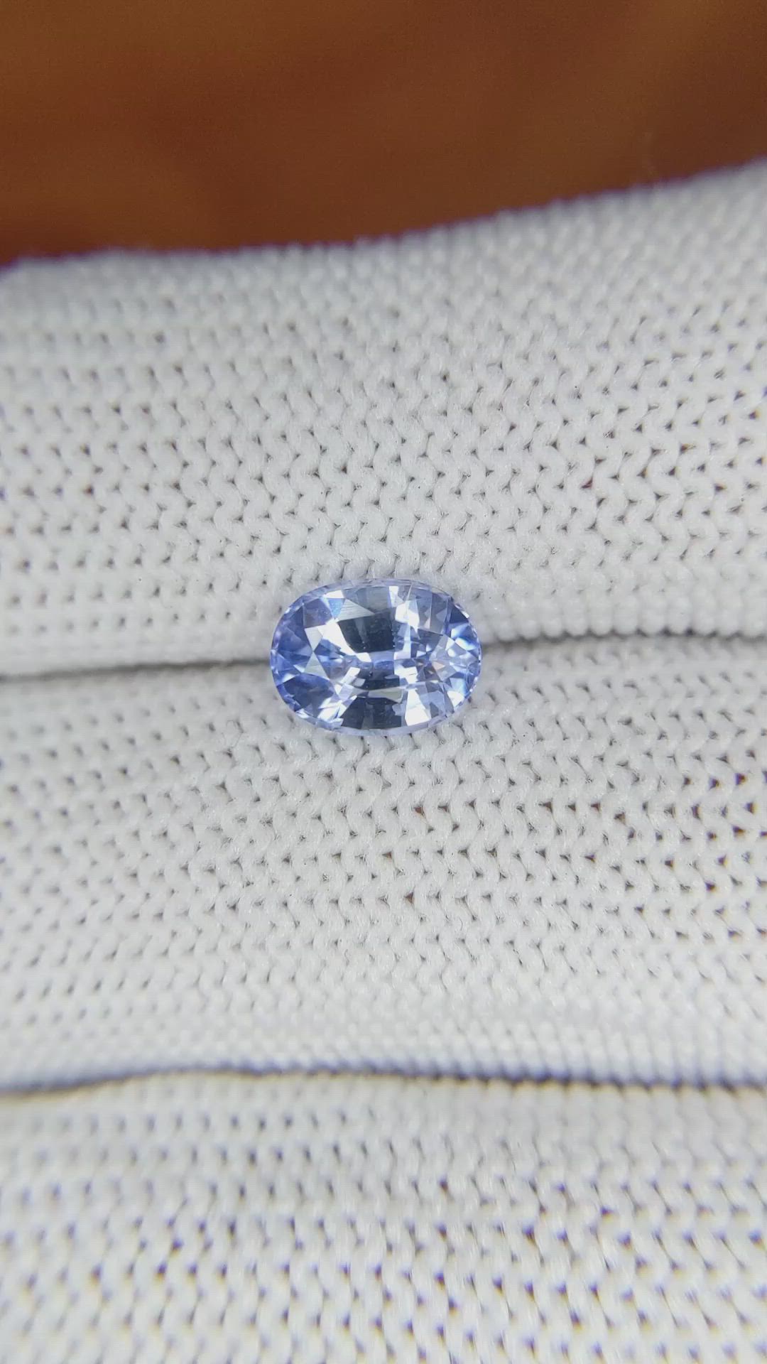 1.57 Ct. Blue Sapphire from Ceylon (Sri Lanka) Size Video