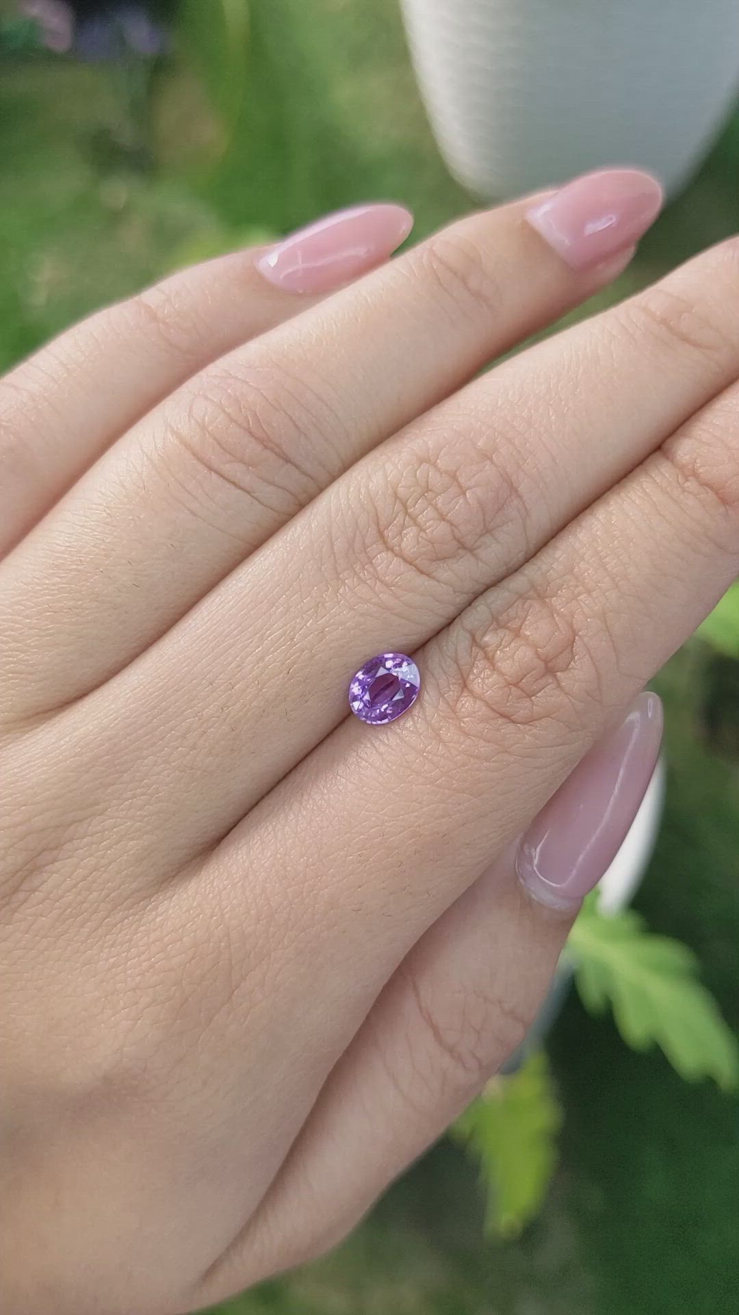 0.92 Ct. Pinkish Purple Sapphire from Ceylon (Sri Lanka) Size Video