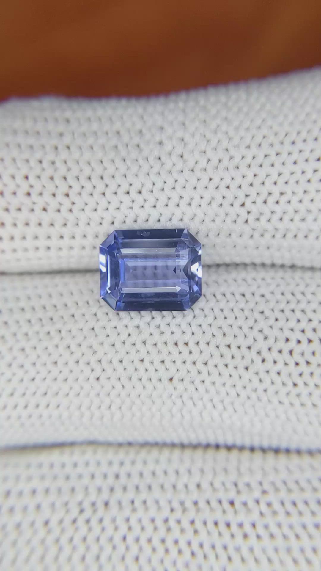 3.03 Ct. Blue Sapphire from Ceylon (Sri Lanka) Size Video