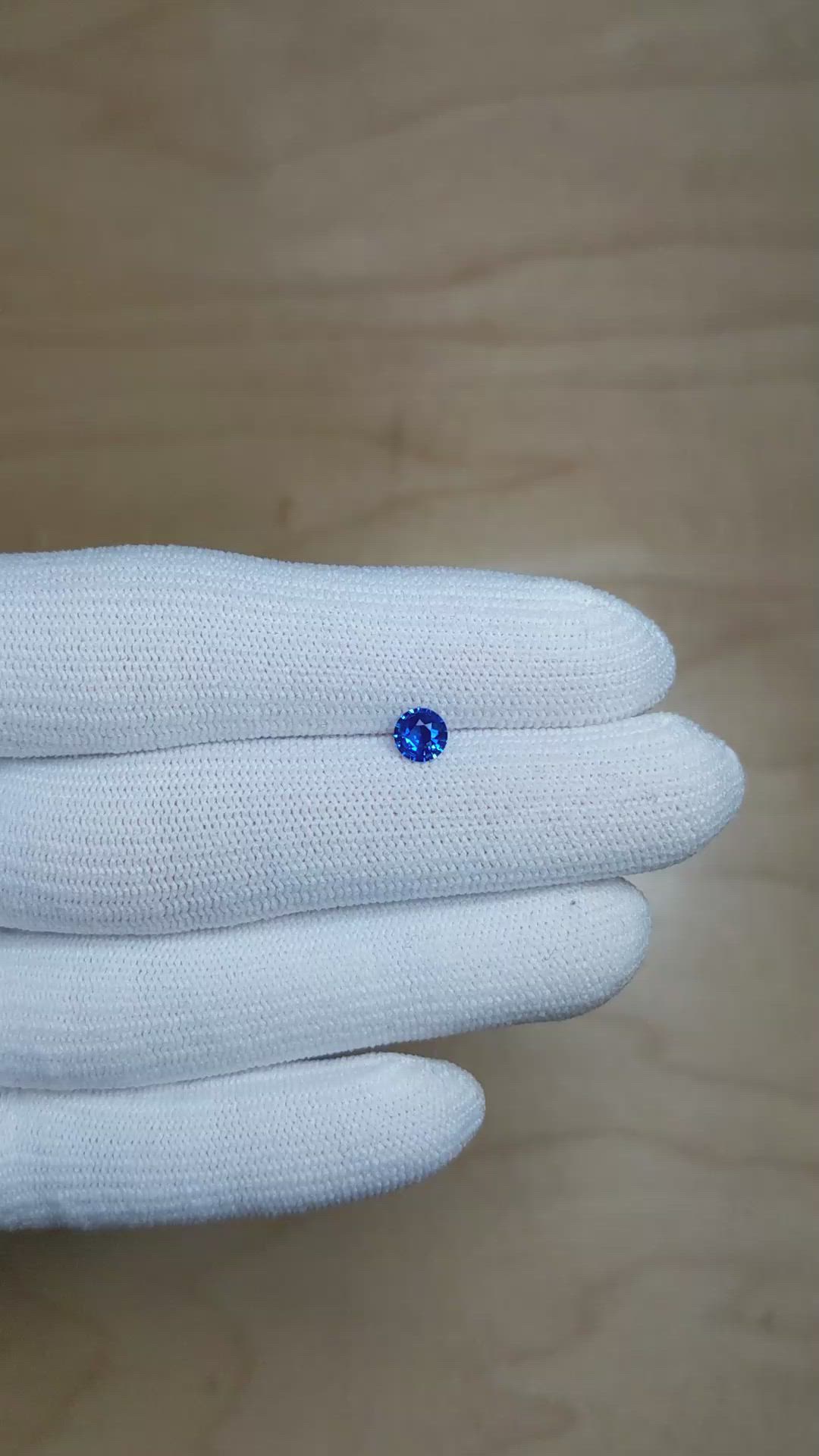 0.67 Ct. Blue Sapphire from Ceylon (Sri Lanka) Size Video