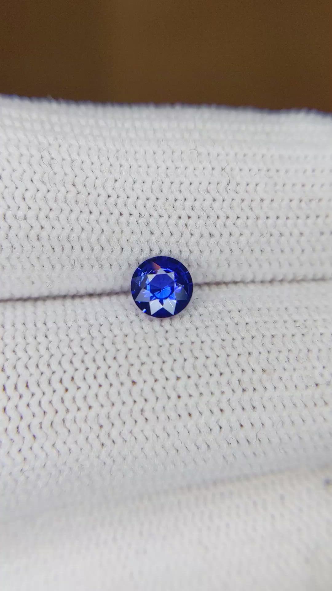 0.67 Ct. Blue Sapphire from Ceylon (Sri Lanka) Size Video