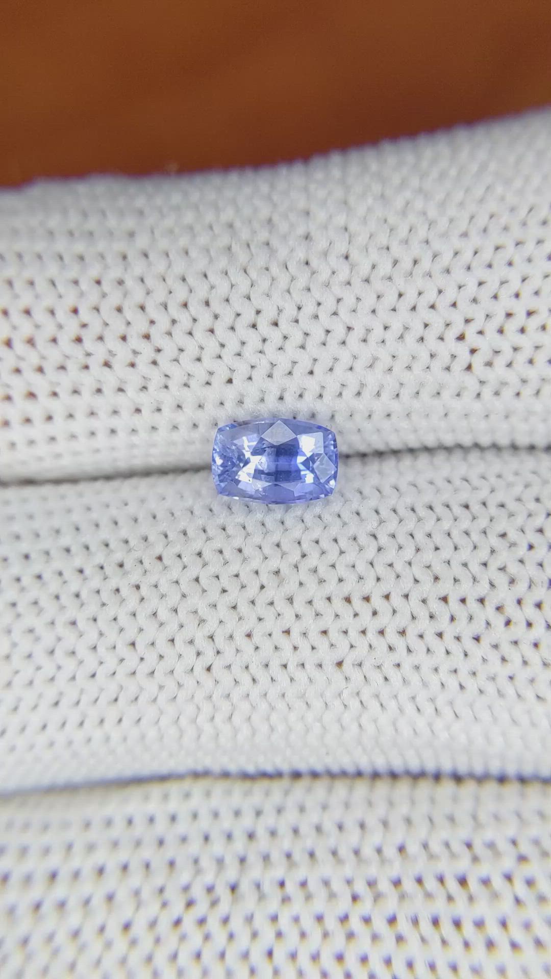 1.03 Ct. Blue Sapphire from Ceylon (Sri Lanka) Size Video