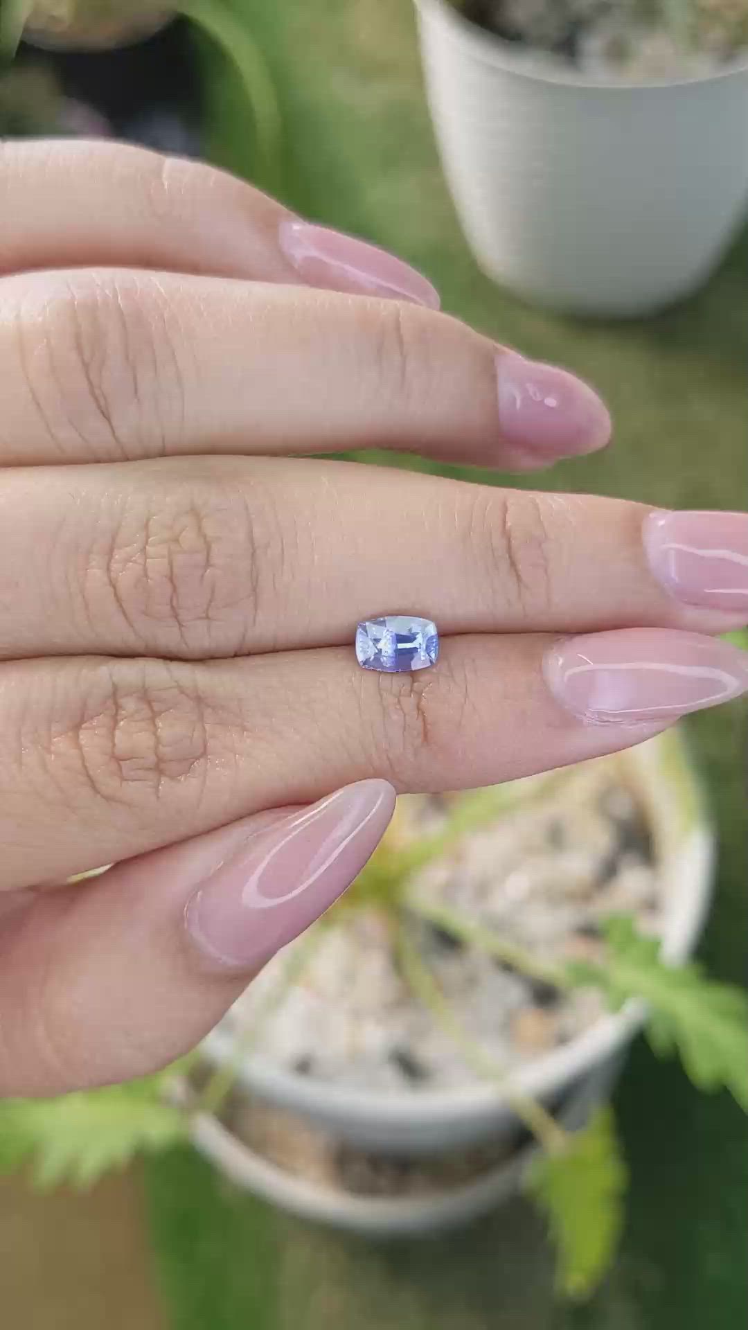 1.03 Ct. Blue Sapphire from Ceylon (Sri Lanka) Size Video