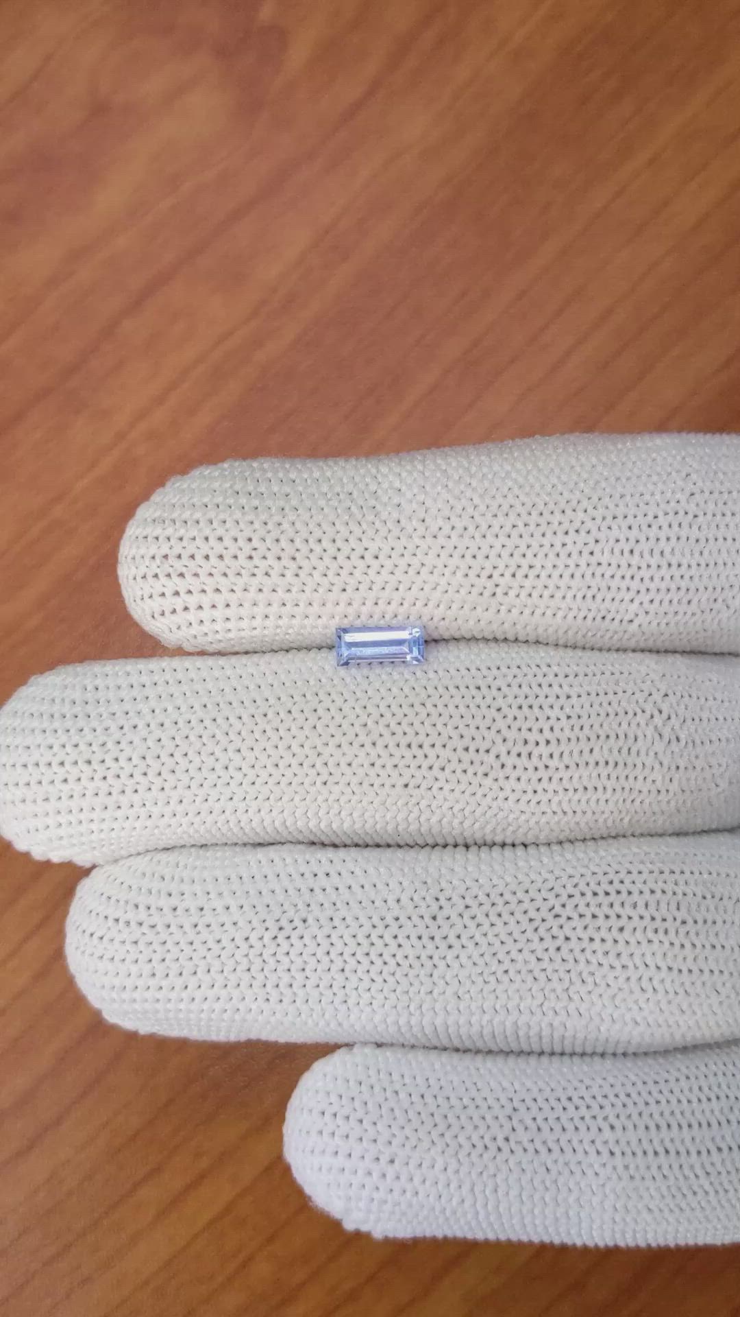 0.82 Ct. Blue Sapphire from Ceylon (Sri Lanka) Size Video