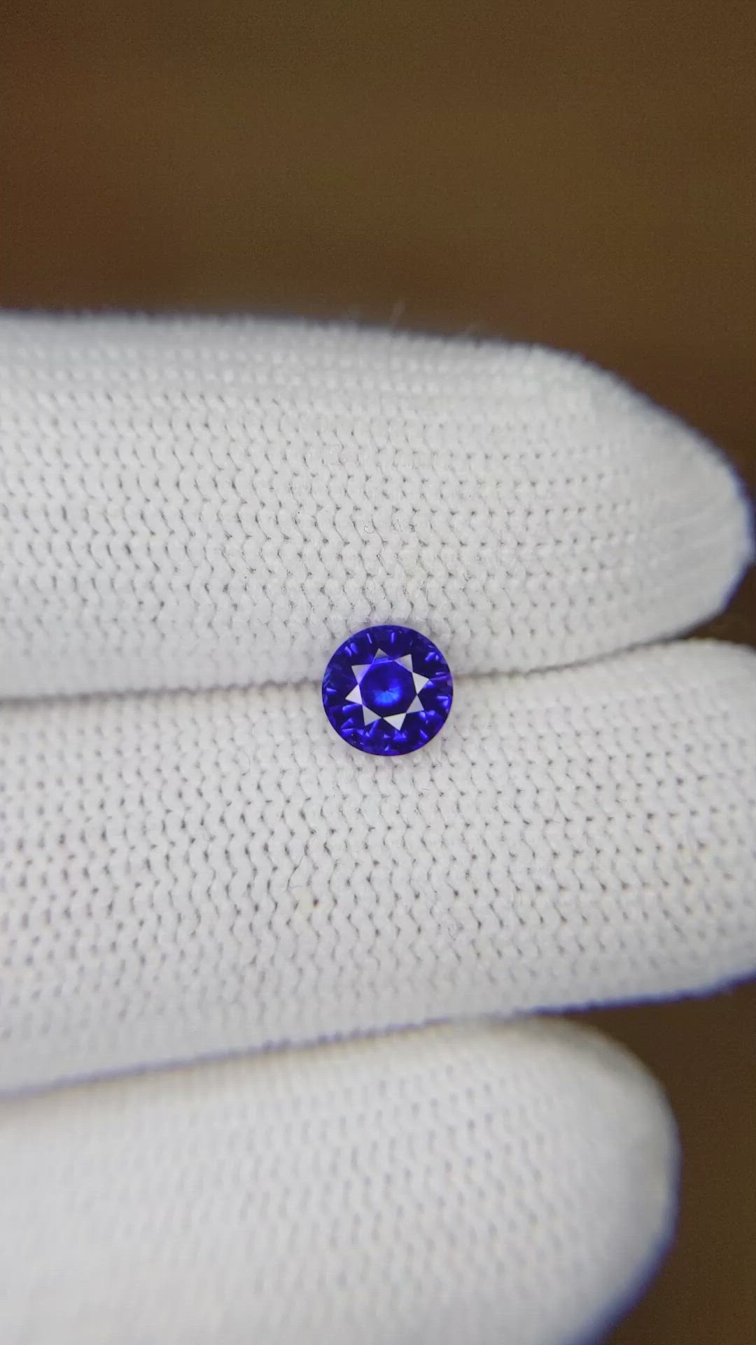 0.72 Ct. Blue Sapphire from Ceylon (Sri Lanka) Size Video