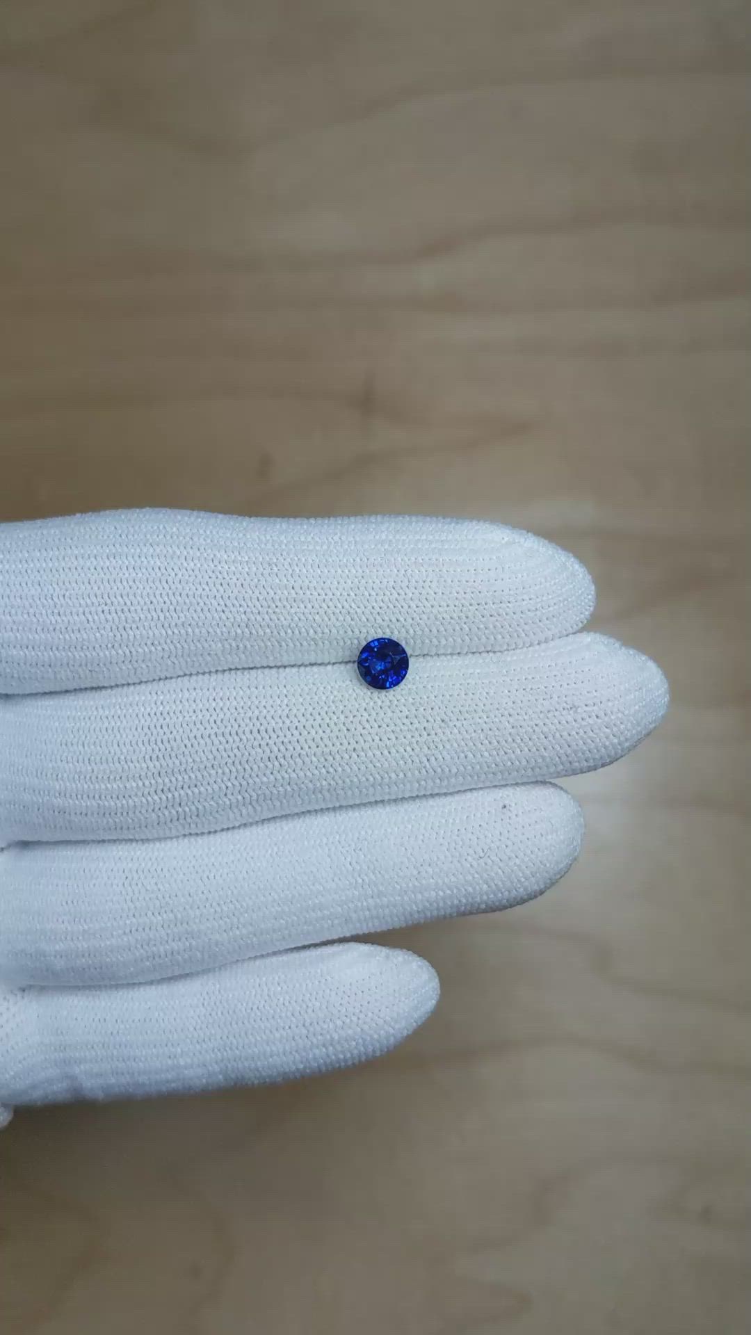 0.77 Ct. Blue Sapphire from Ceylon (Sri Lanka) Size Video
