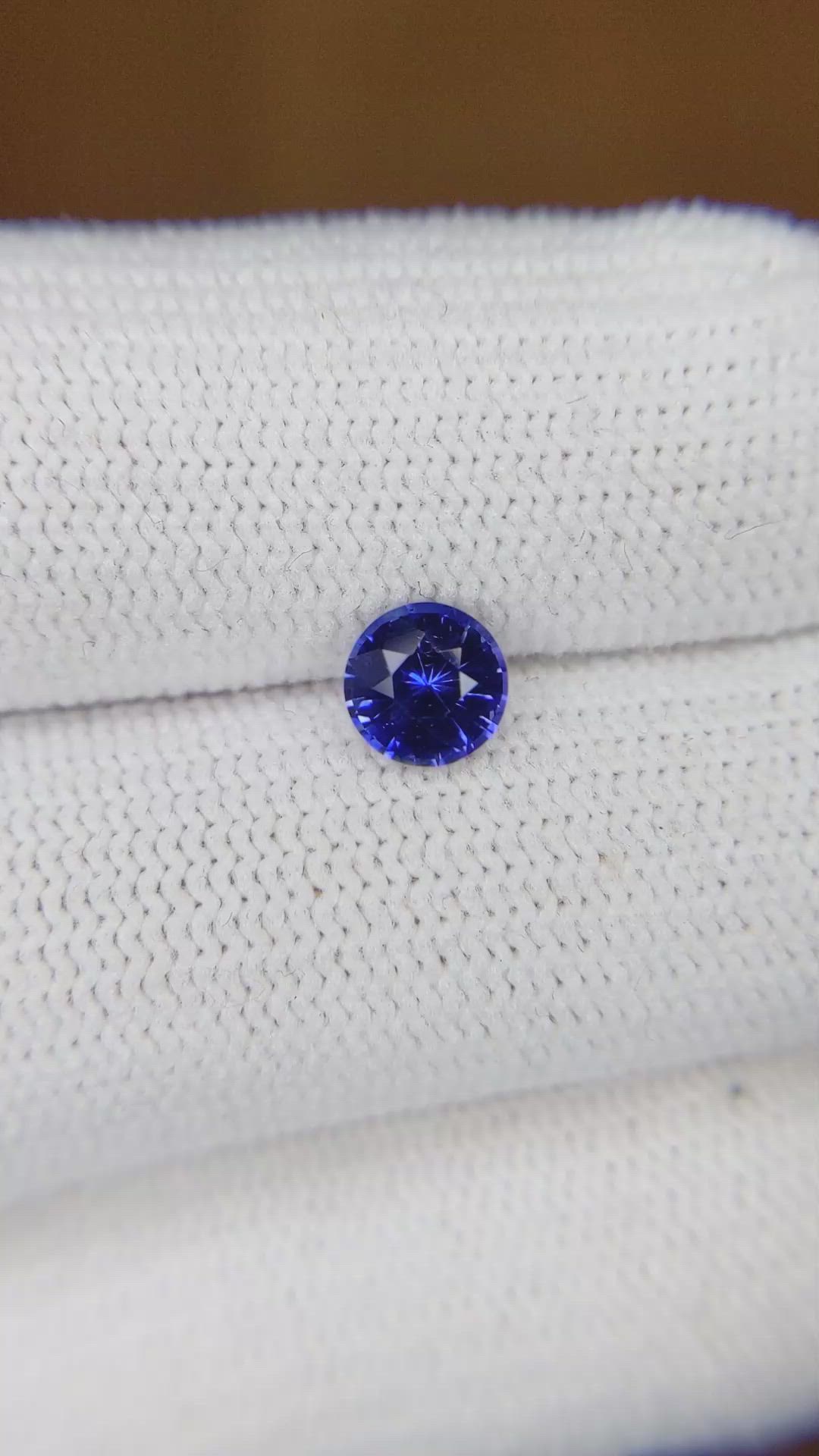 0.77 Ct. Blue Sapphire from Ceylon (Sri Lanka) Size Video
